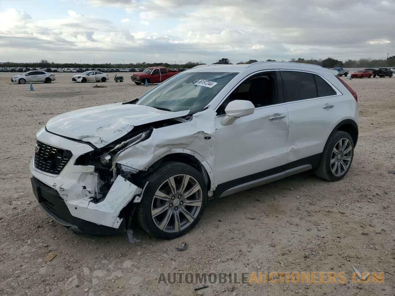 1GYFZCR42KF228129 CADILLAC XT4 2019