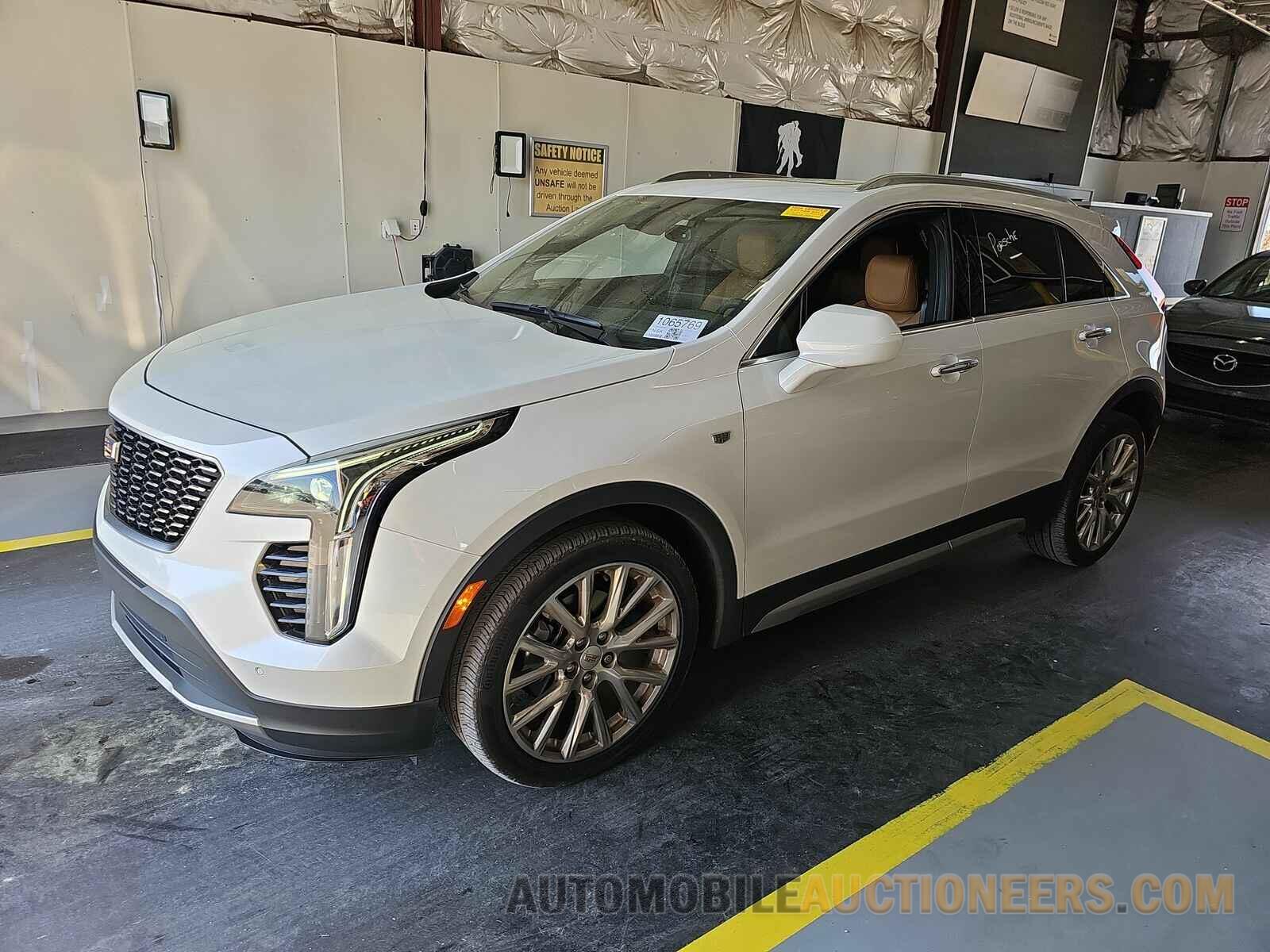 1GYFZCR43KF108856 Cadillac XT4 2019