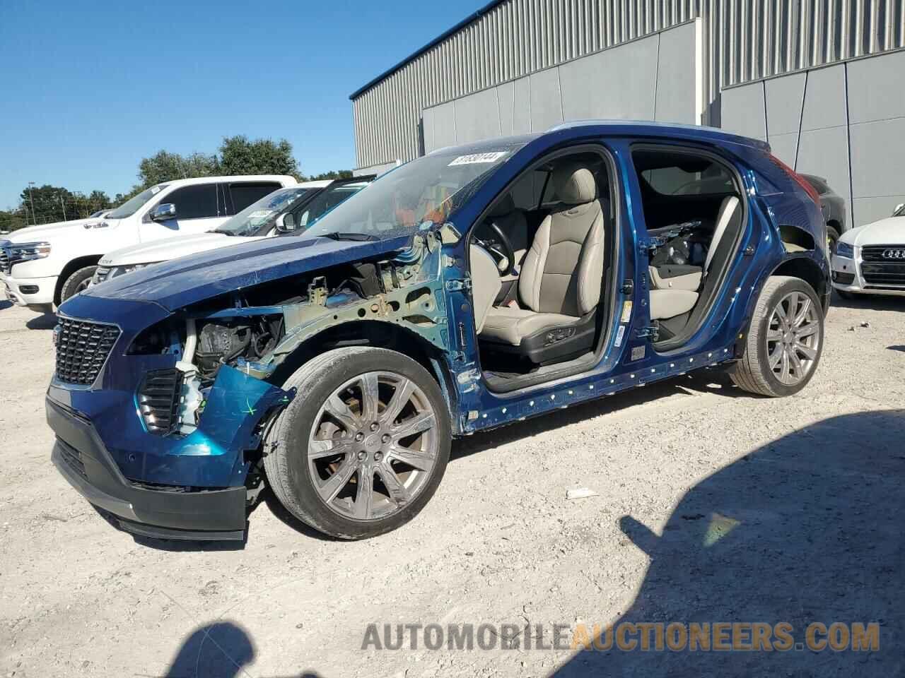 1GYFZCR43KF173495 CADILLAC XT4 2019