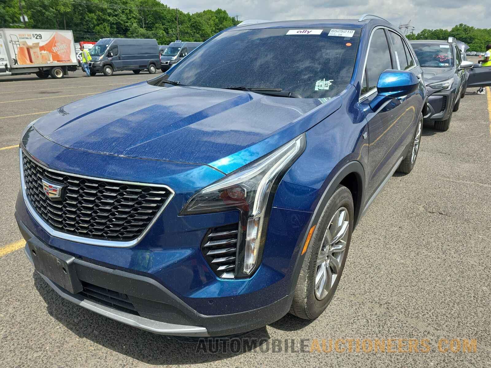 1GYFZCR44KF108798 Cadillac XT4 2019