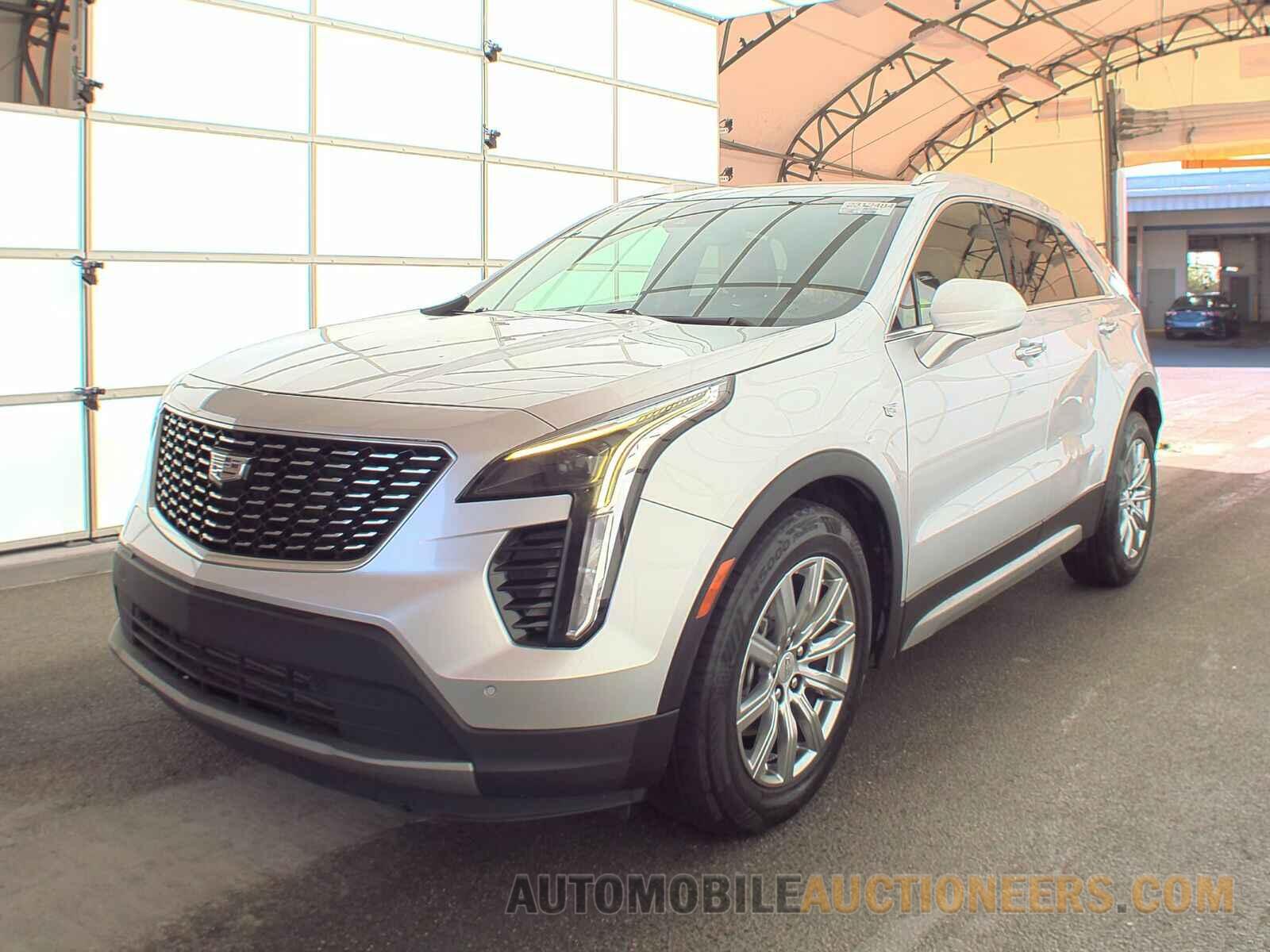 1GYFZCR44LF102484 Cadillac XT4 2020