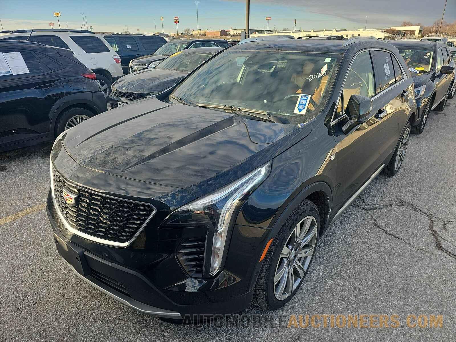 1GYFZCR45KF112505 Cadillac XT4 2019