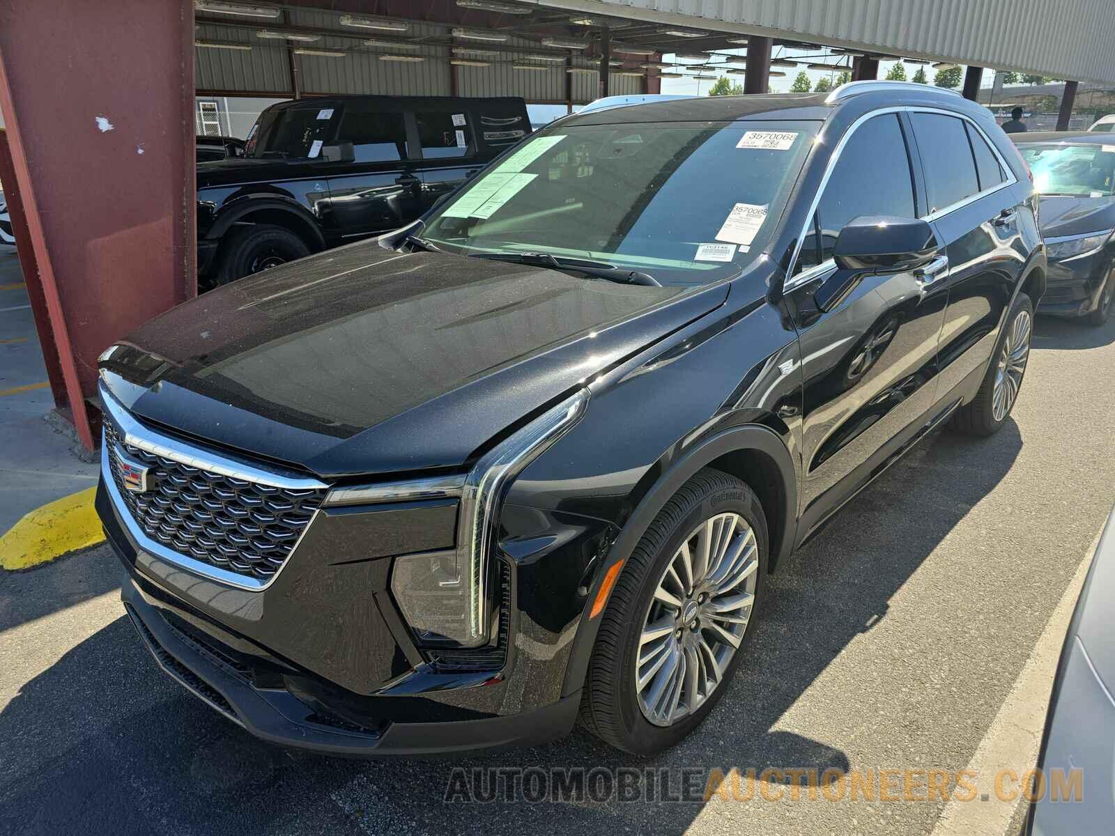 1GYFZCR49RF100173 Cadillac XT4 2024