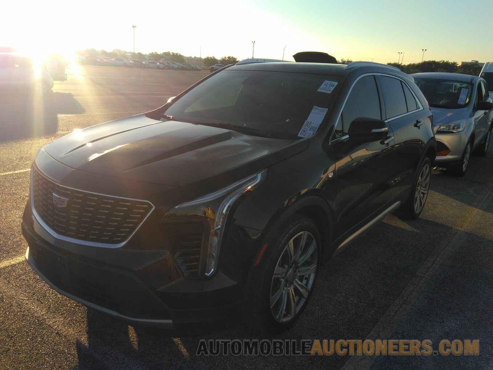 1GYFZCR4XKF120759 Cadillac XT4 2019