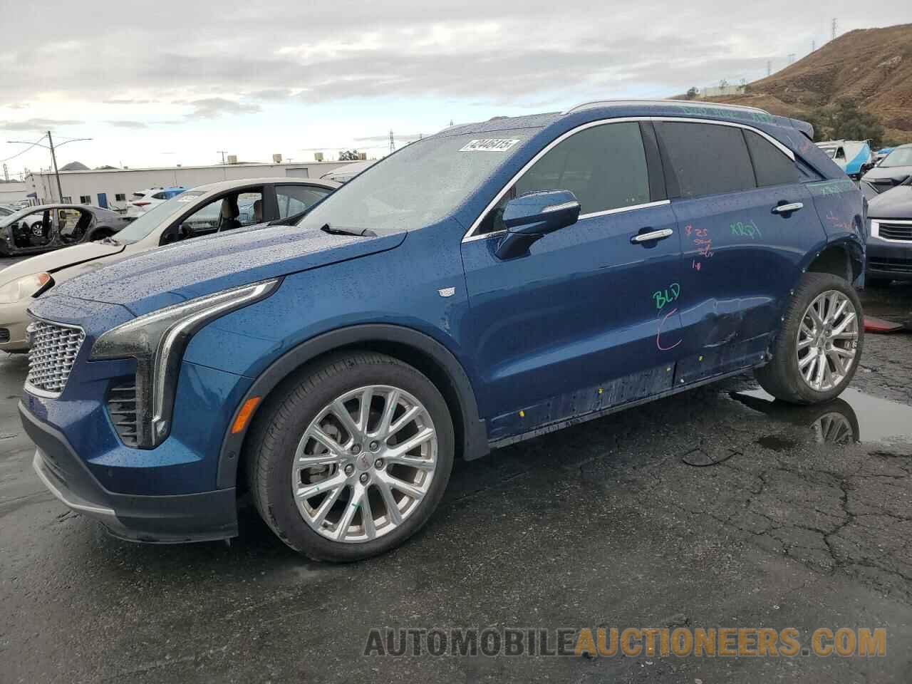 1GYFZCR4XKF172523 CADILLAC XT4 2019