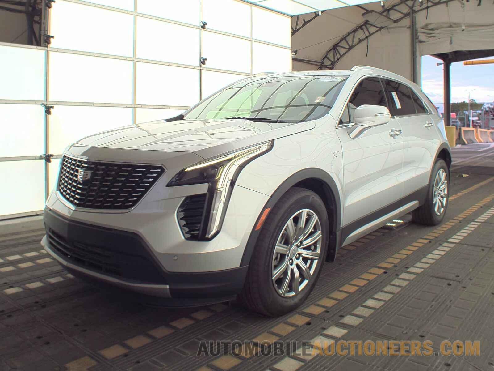 1GYFZCR4XMF068097 Cadillac XT4 2021