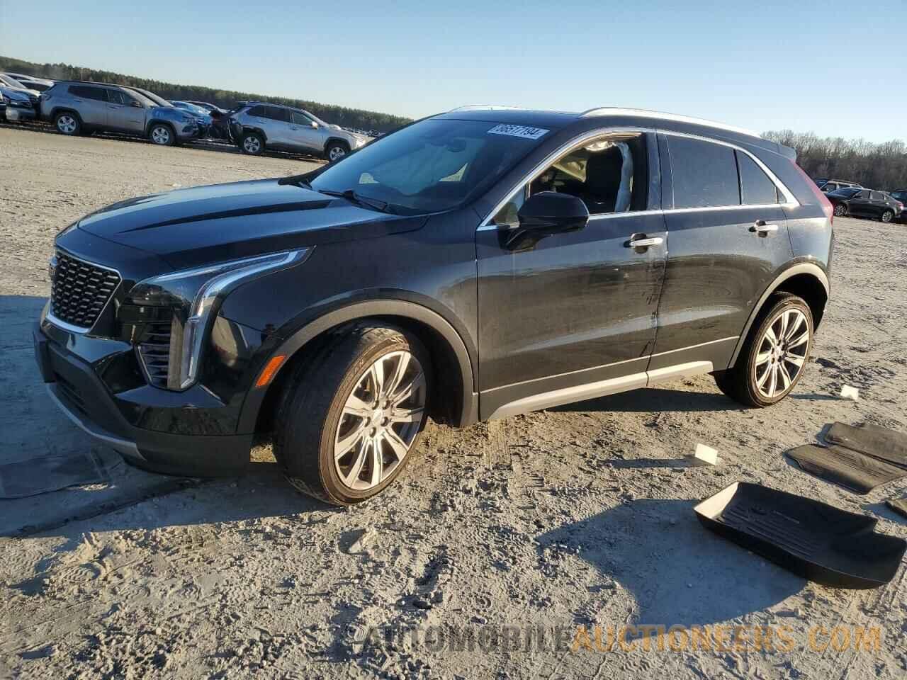 1GYFZDR42KF180749 CADILLAC XT4 2019