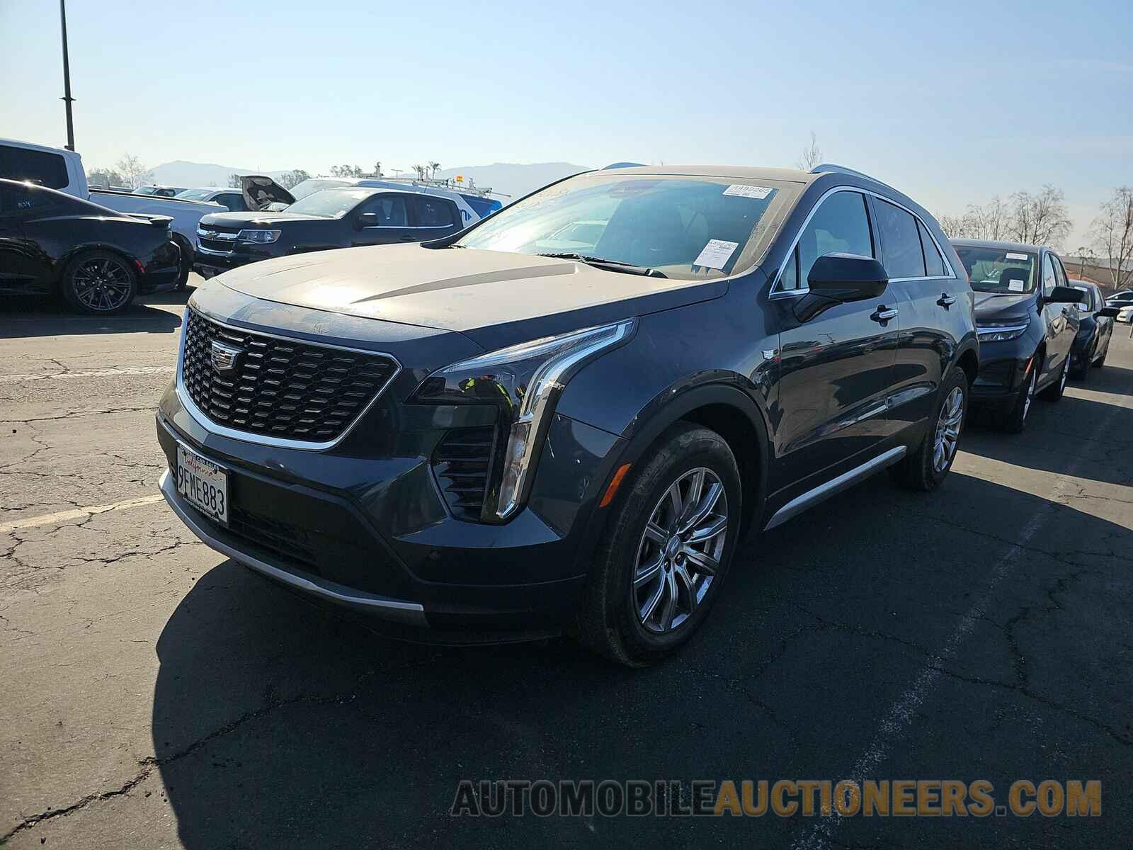 1GYFZDR46LF036901 Cadillac XT4 2020