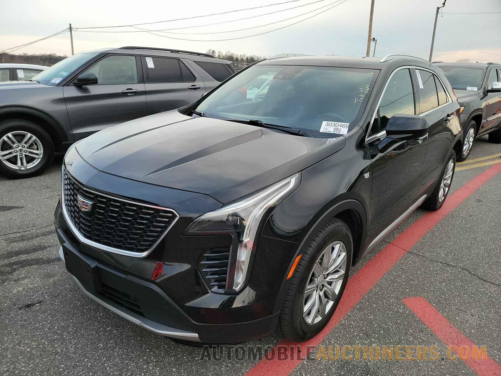 1GYFZDR48LF057667 Cadillac XT4 2020