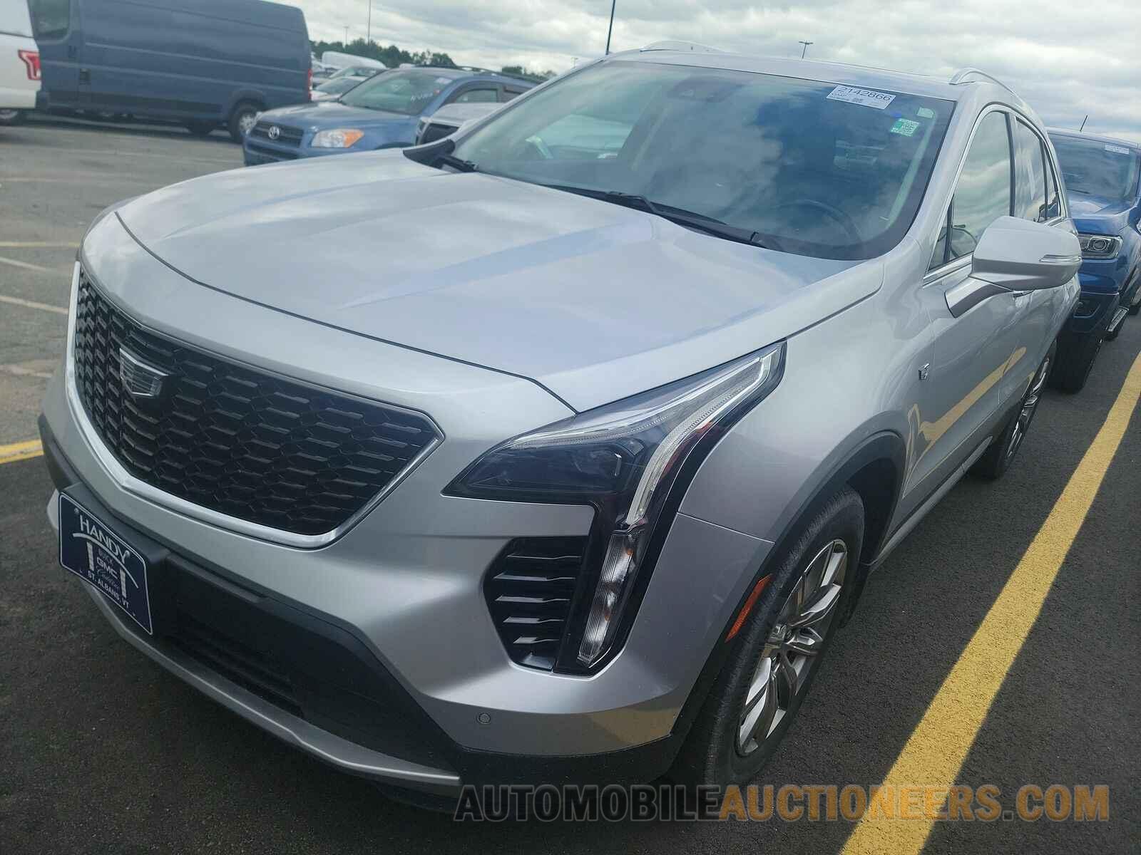 1GYFZDR49MF018622 Cadillac XT4 2021