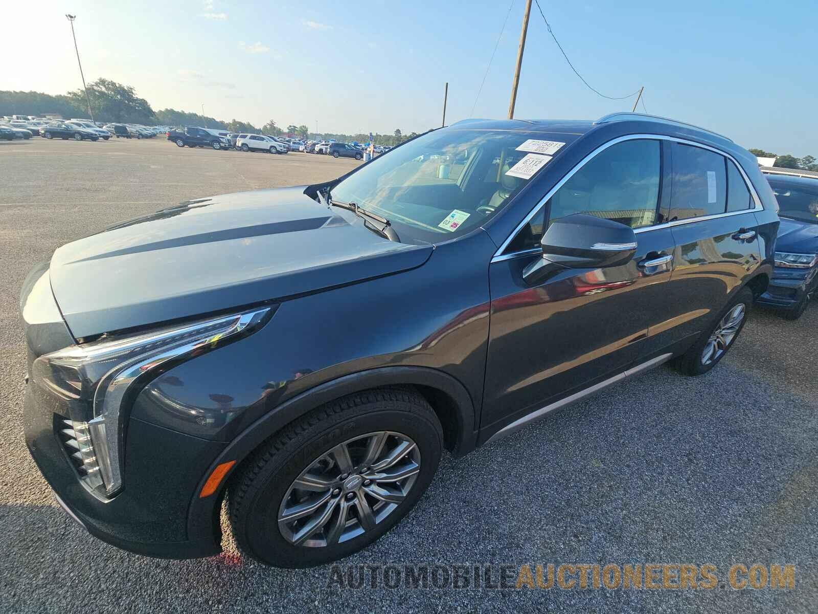 1GYFZDR4XMF002591 Cadillac XT4 2021