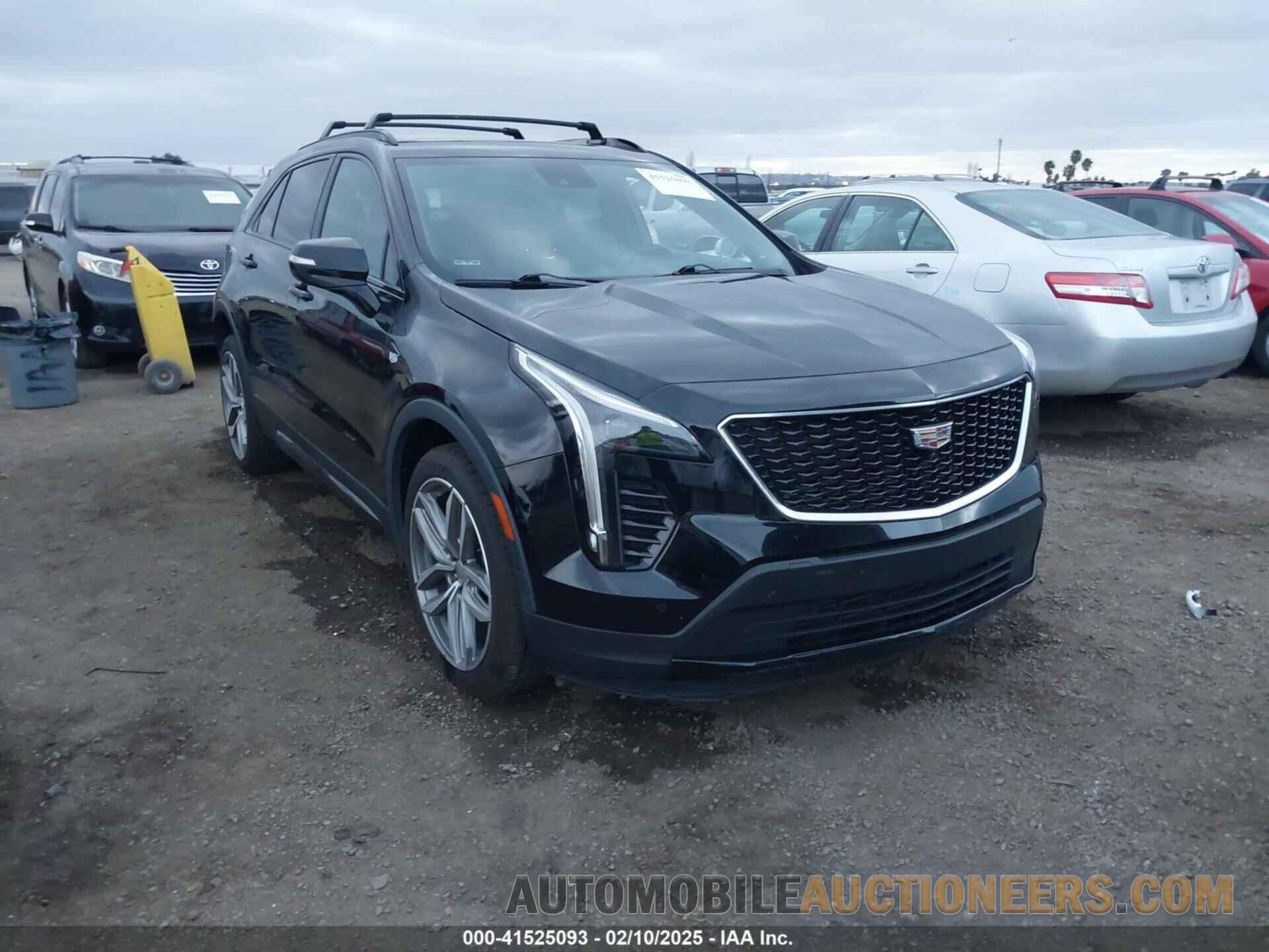 1GYFZER41KF199623 CADILLAC XT4 2019