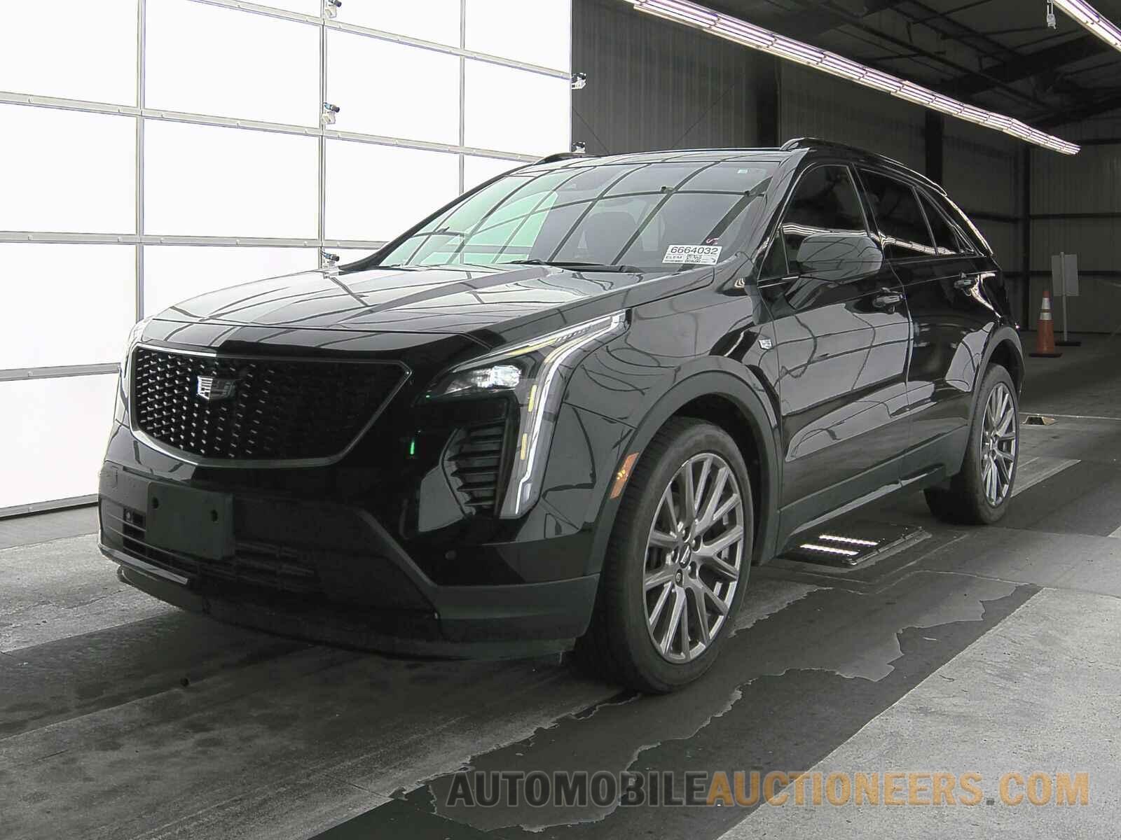 1GYFZER44KF179575 Cadillac XT4 S 2019