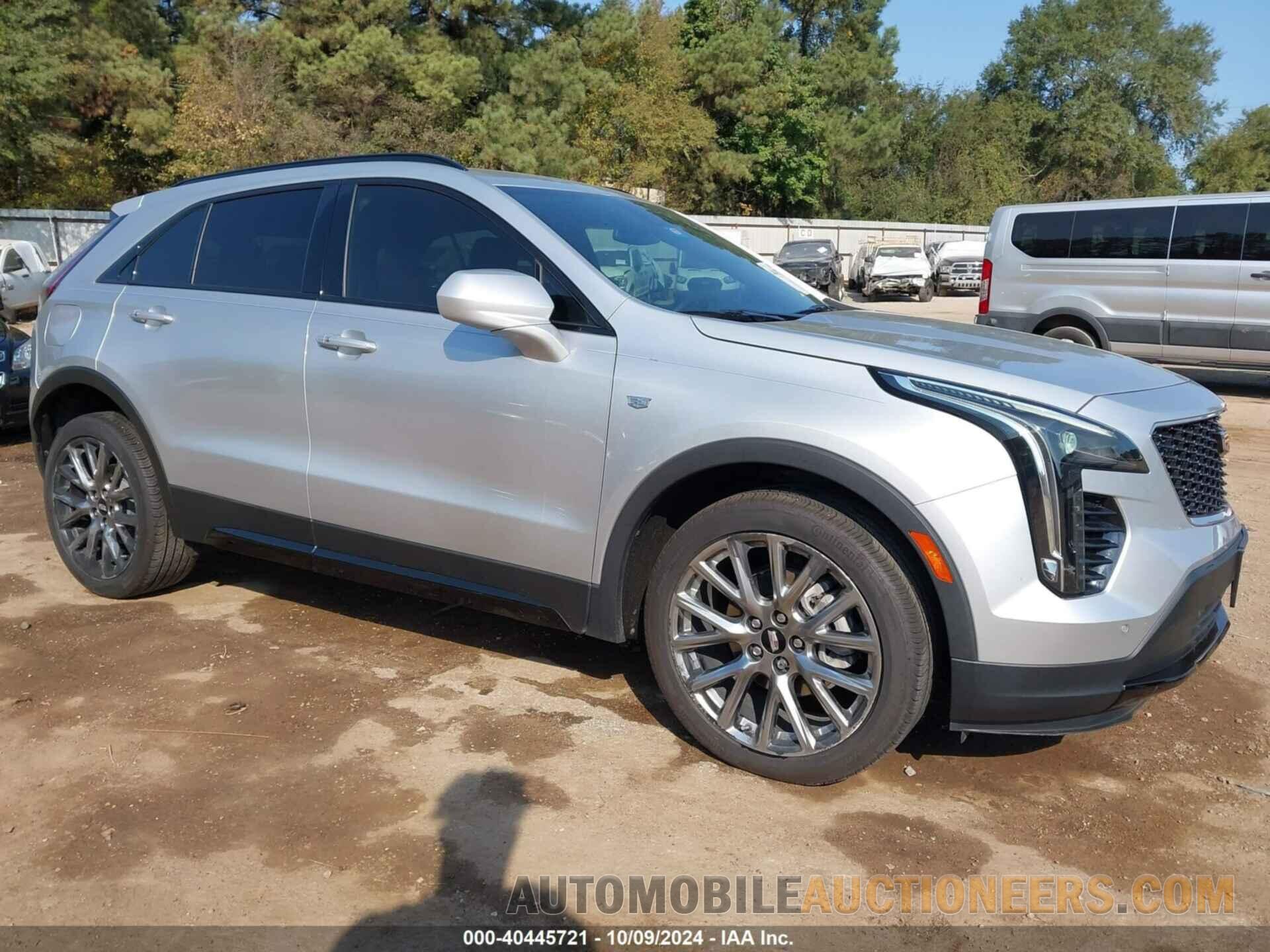 1GYFZER44LF015437 CADILLAC XT4 2020