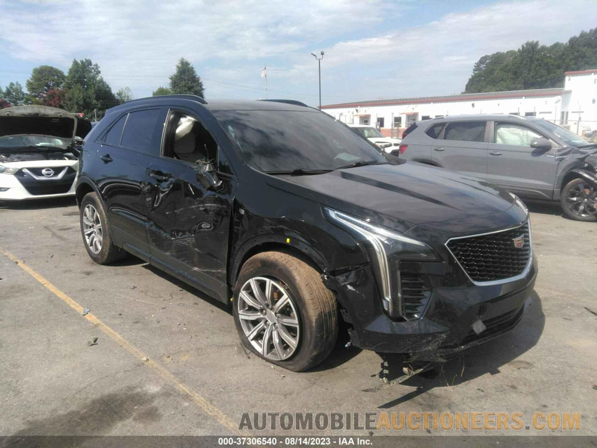 1GYFZER46KF220899 CADILLAC XT4 2019