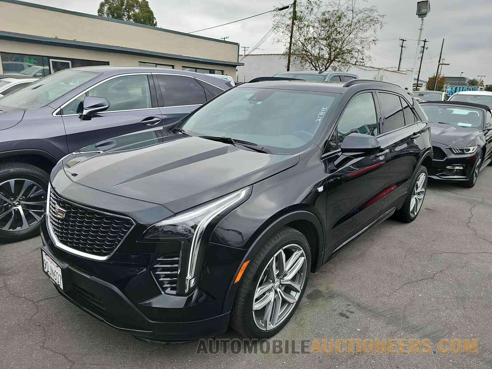 1GYFZER46LF128760 Cadillac XT4 S 2020