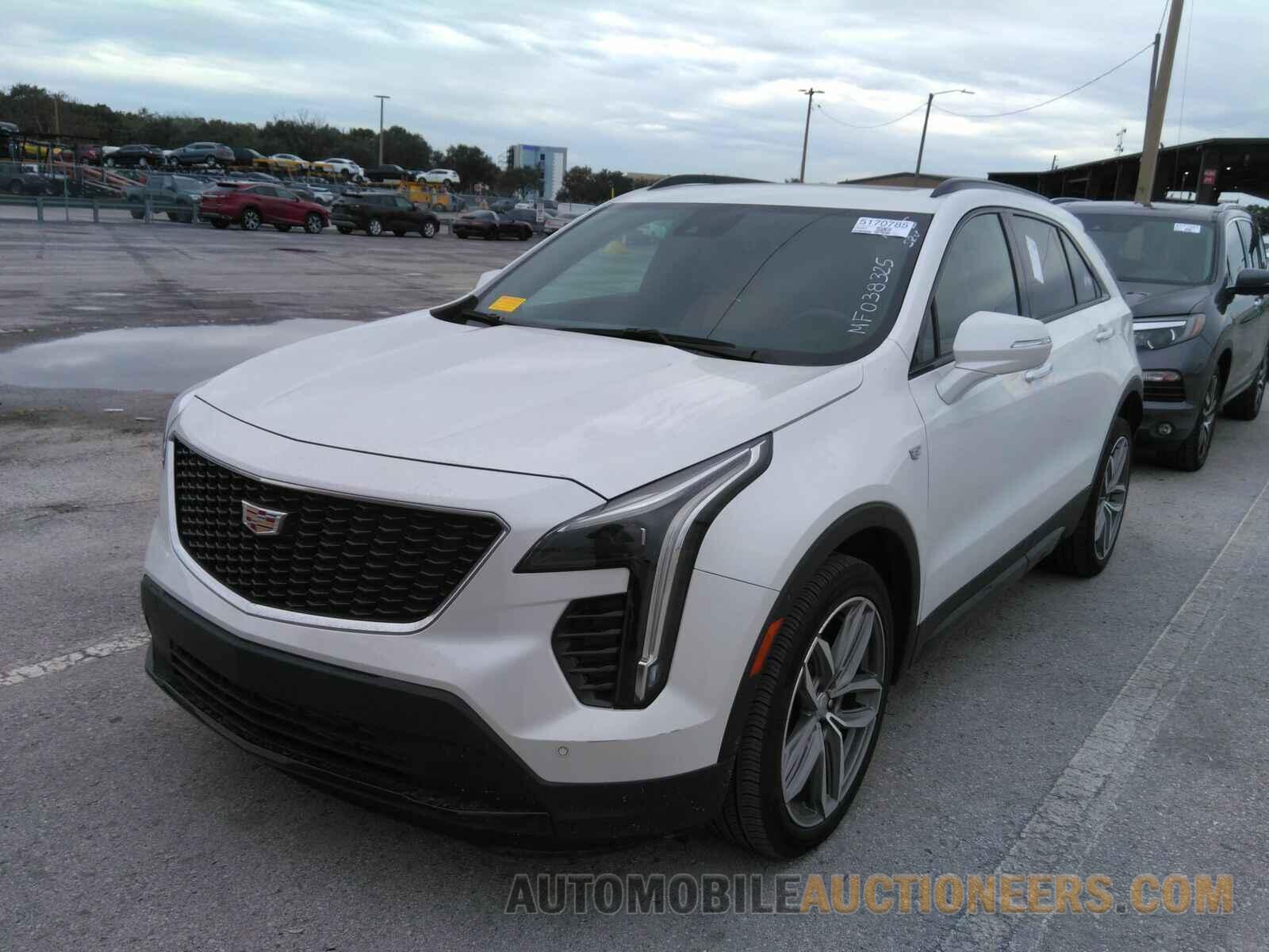 1GYFZER47MF038325 Cadillac XT4 2021