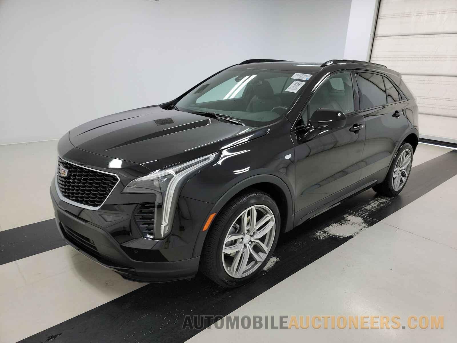 1GYFZER48LF127707 Cadillac XT4 S 2020