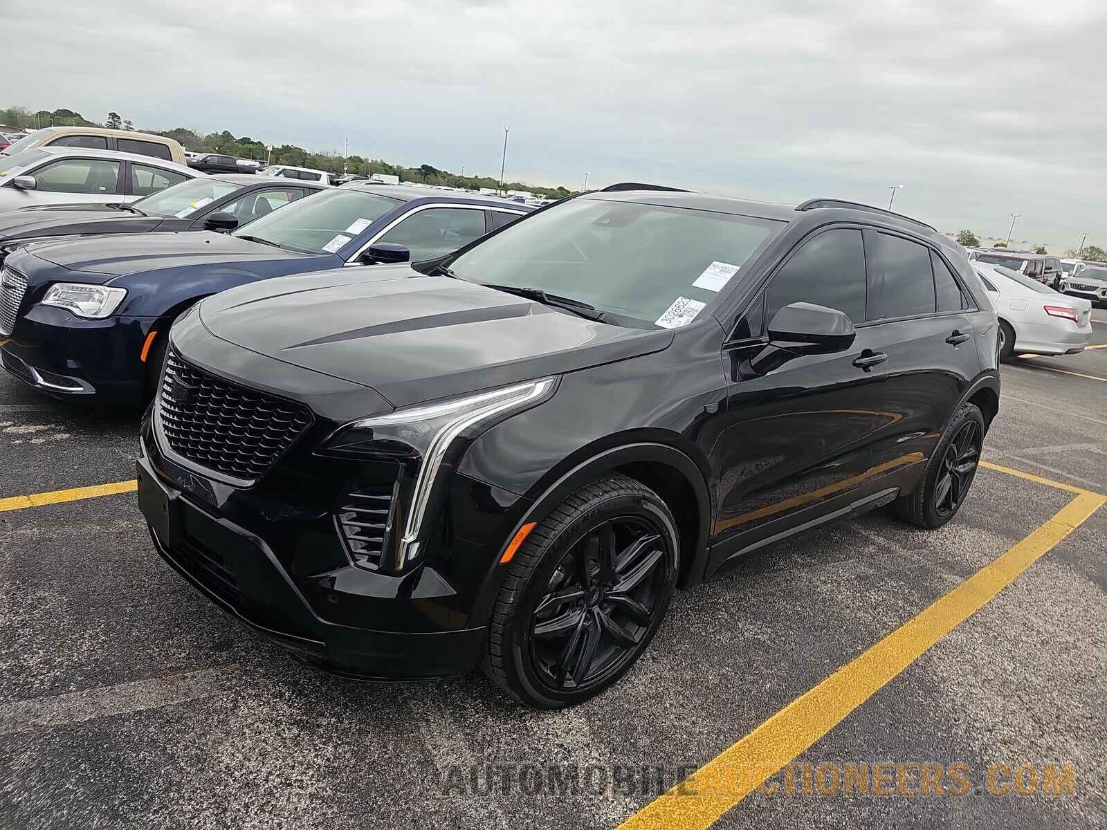 1GYFZFR41KF101888 Cadillac XT4 S 2019