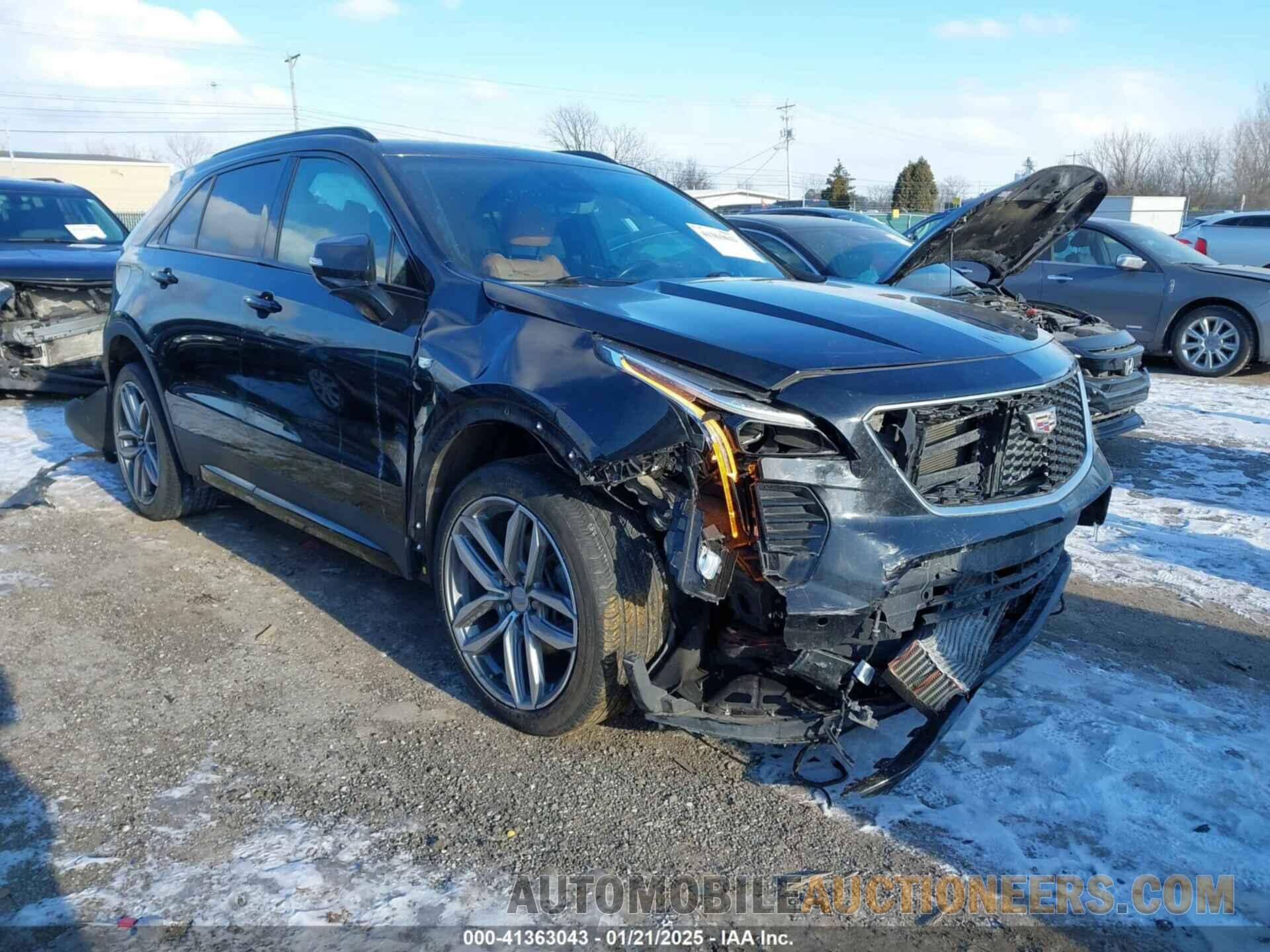 1GYFZFR46LF062118 CADILLAC XT4 2020