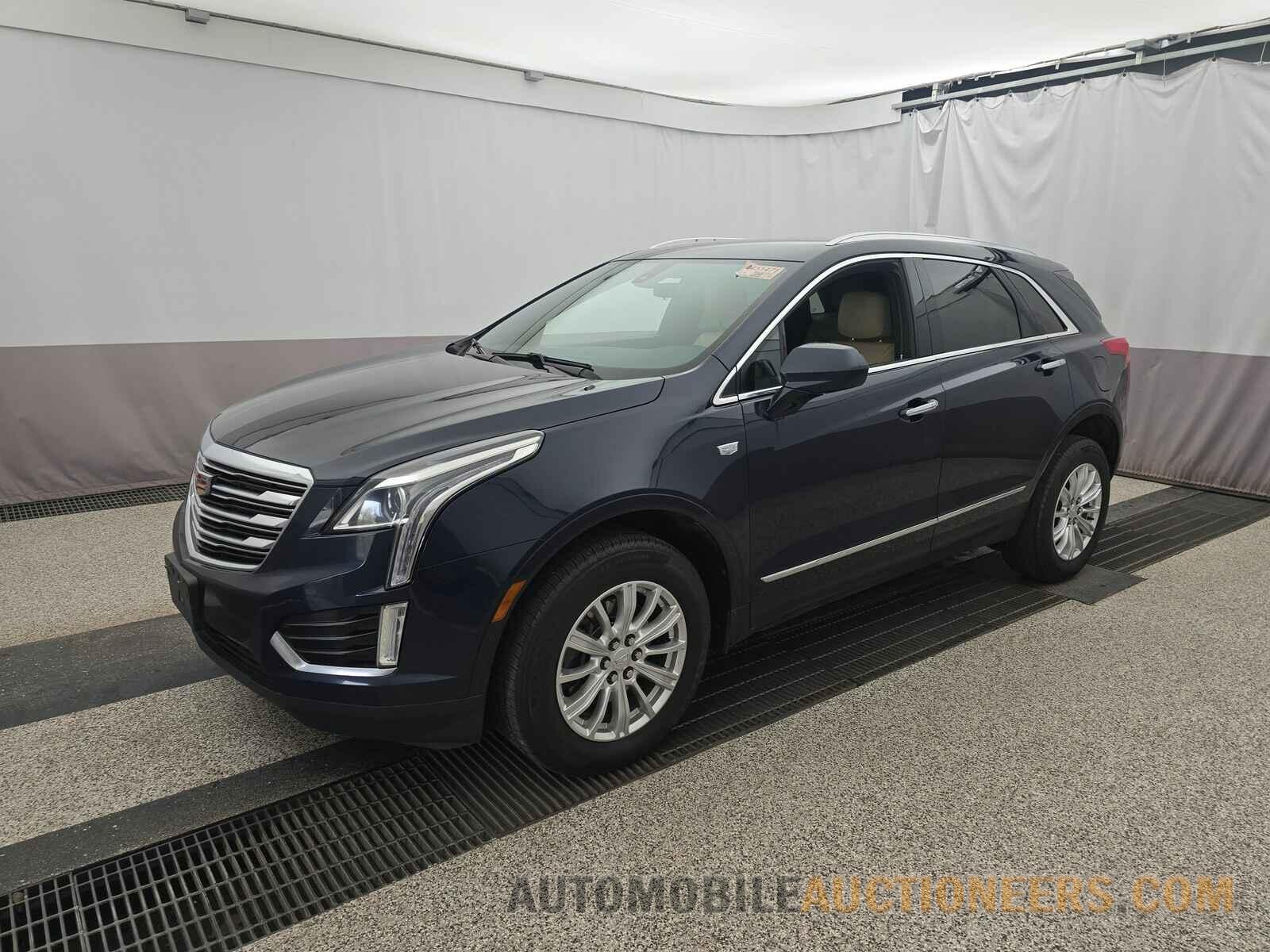 1GYKNARS4HZ215810 Cadillac XT5 2017