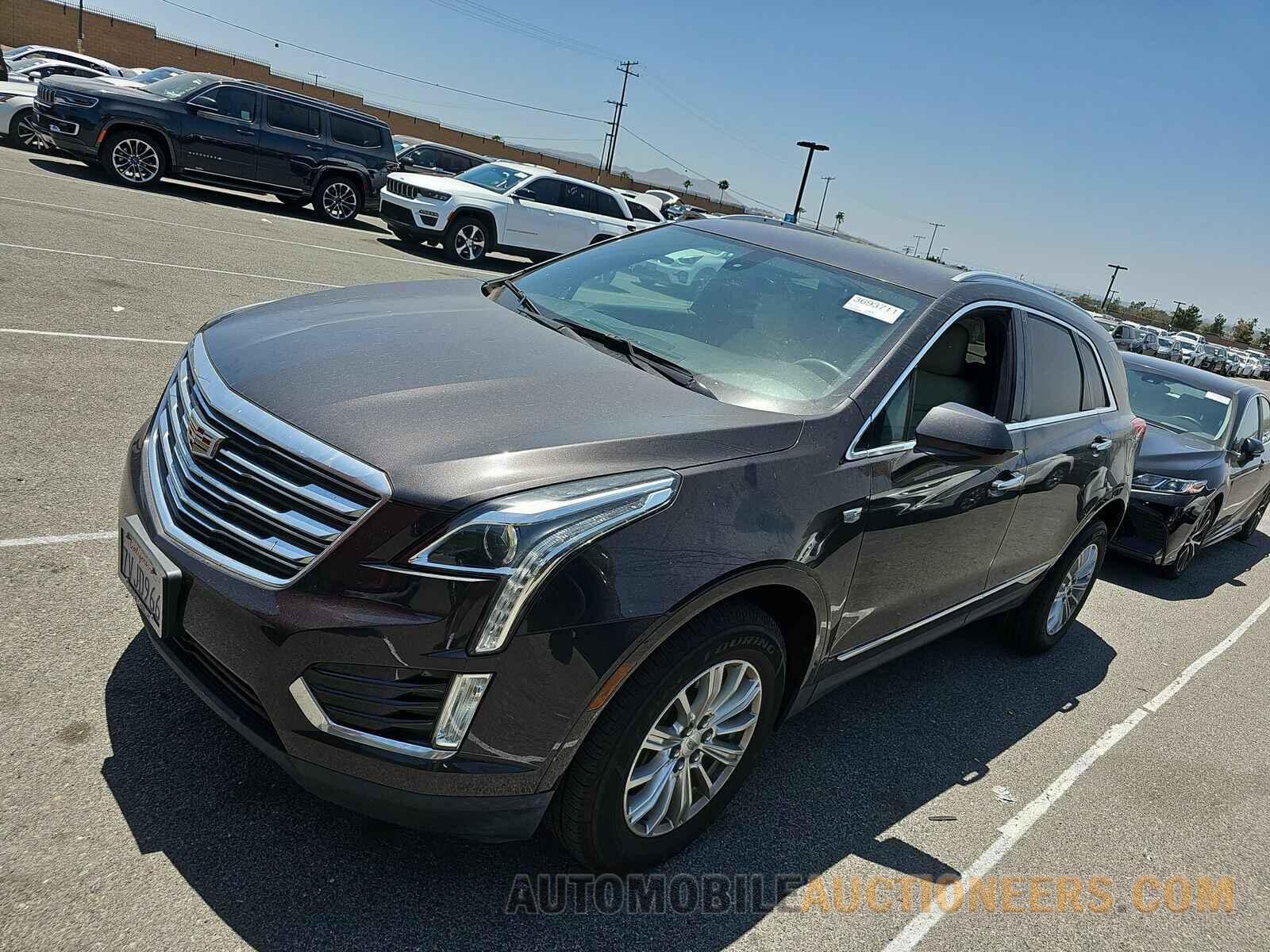 1GYKNARS6HZ133951 Cadillac XT5 2017