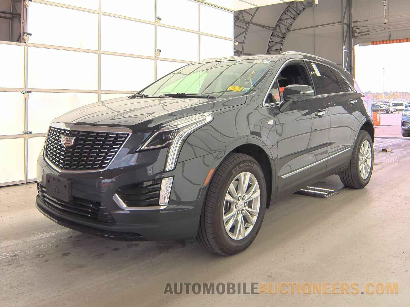 1GYKNBR40NZ179343 Cadillac XT5 2022