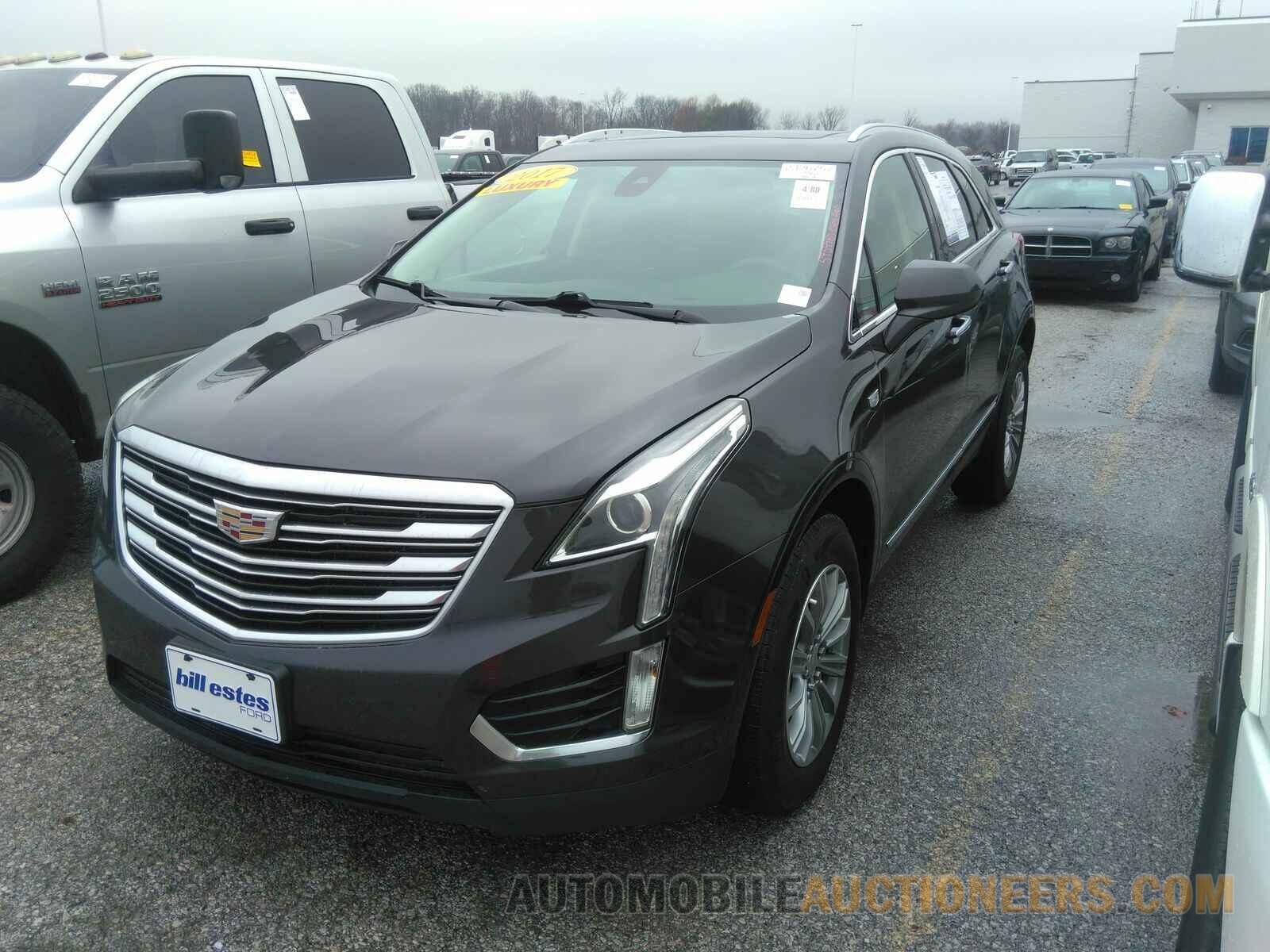 1GYKNBRS1HZ107070 Cadillac XT5 2017