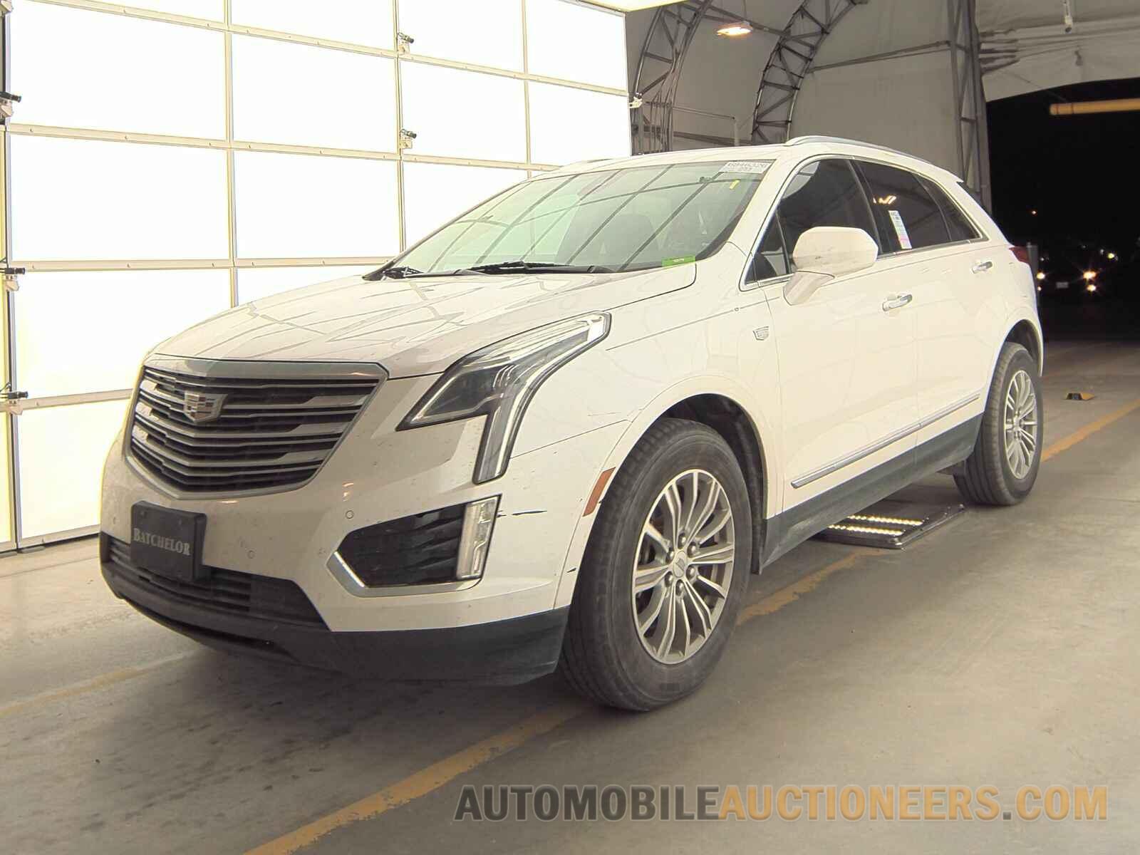 1GYKNBRS1HZ258779 Cadillac XT5 2017