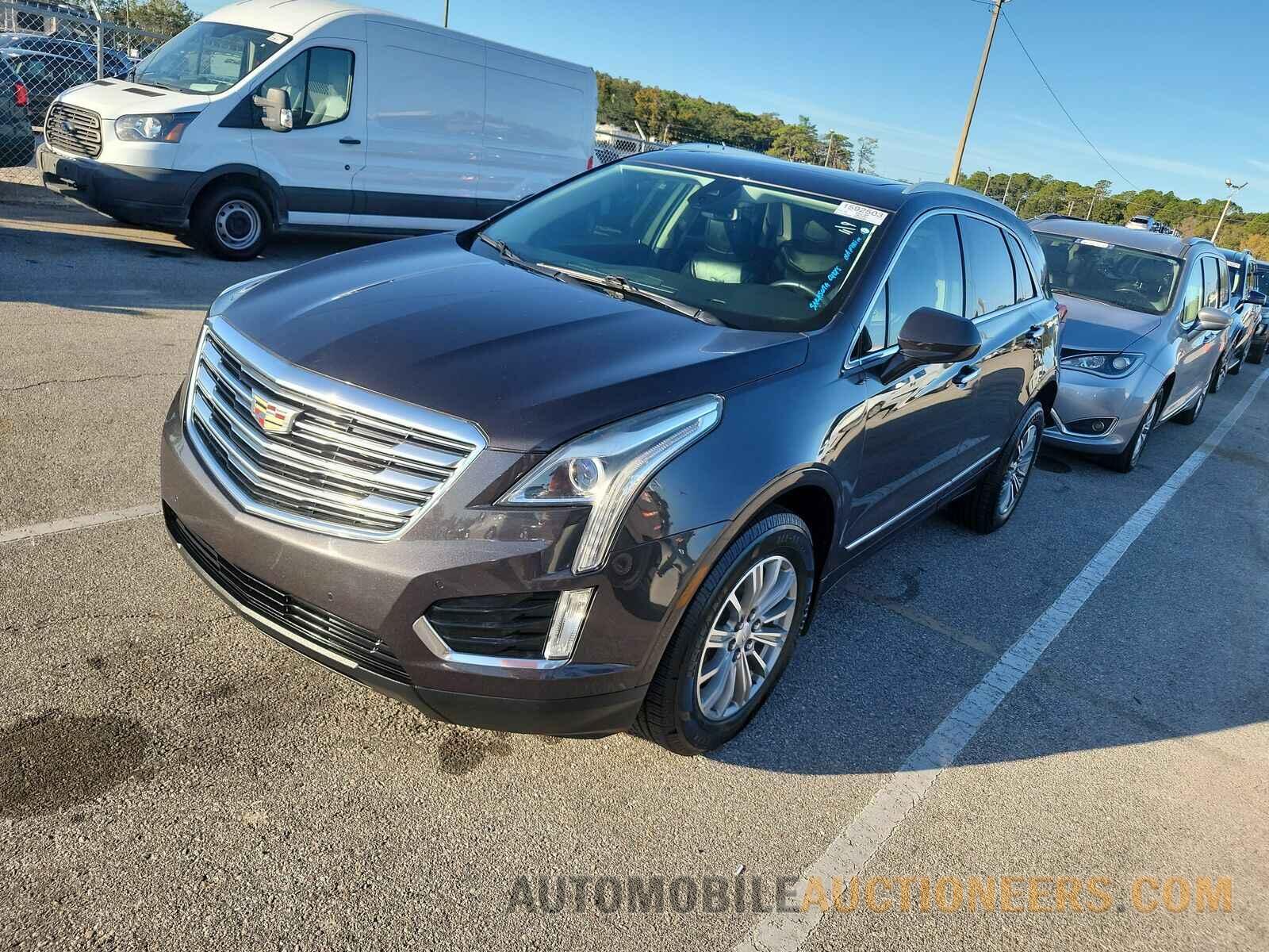 1GYKNBRS2HZ140921 Cadillac XT5 2017