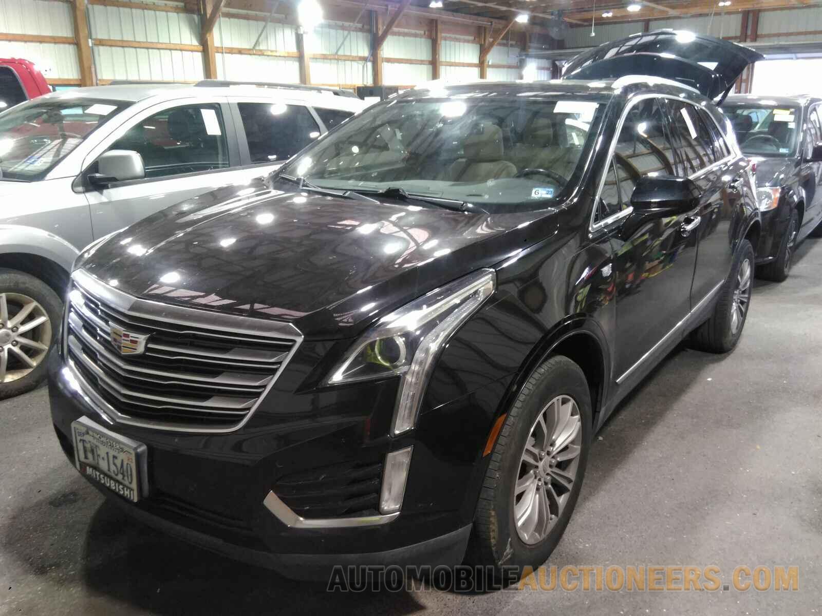 1GYKNBRS5HZ101403 Cadillac XT5 2017