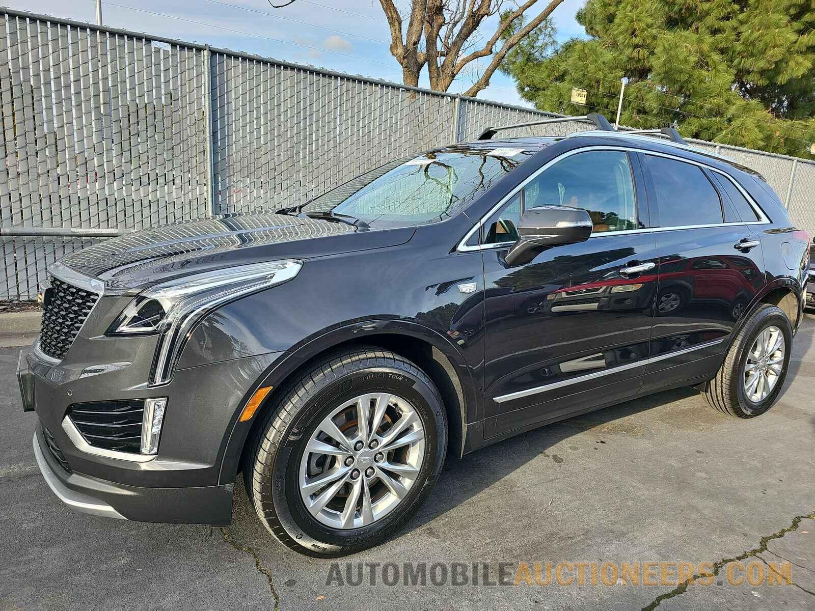 1GYKNCR42LZ190167 Cadillac XT5 2020