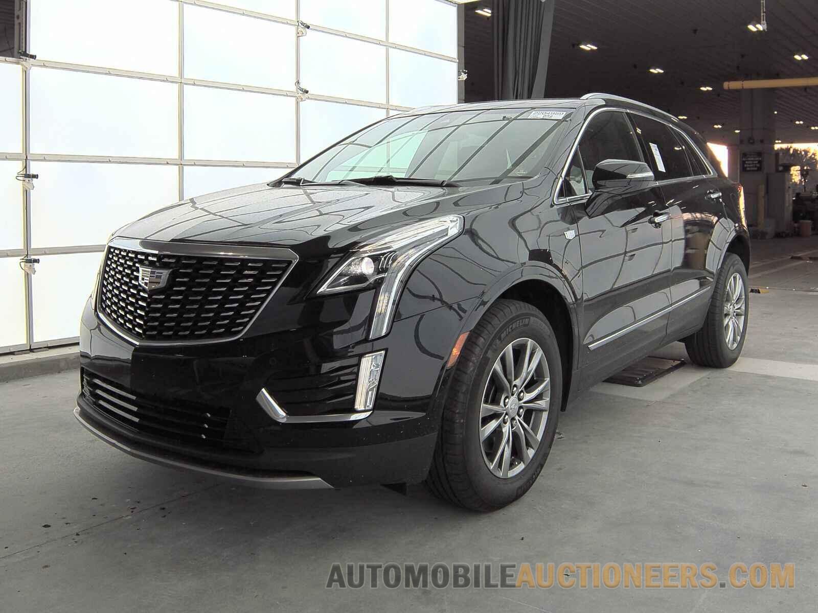 1GYKNCR46MZ167654 Cadillac XT5 2021