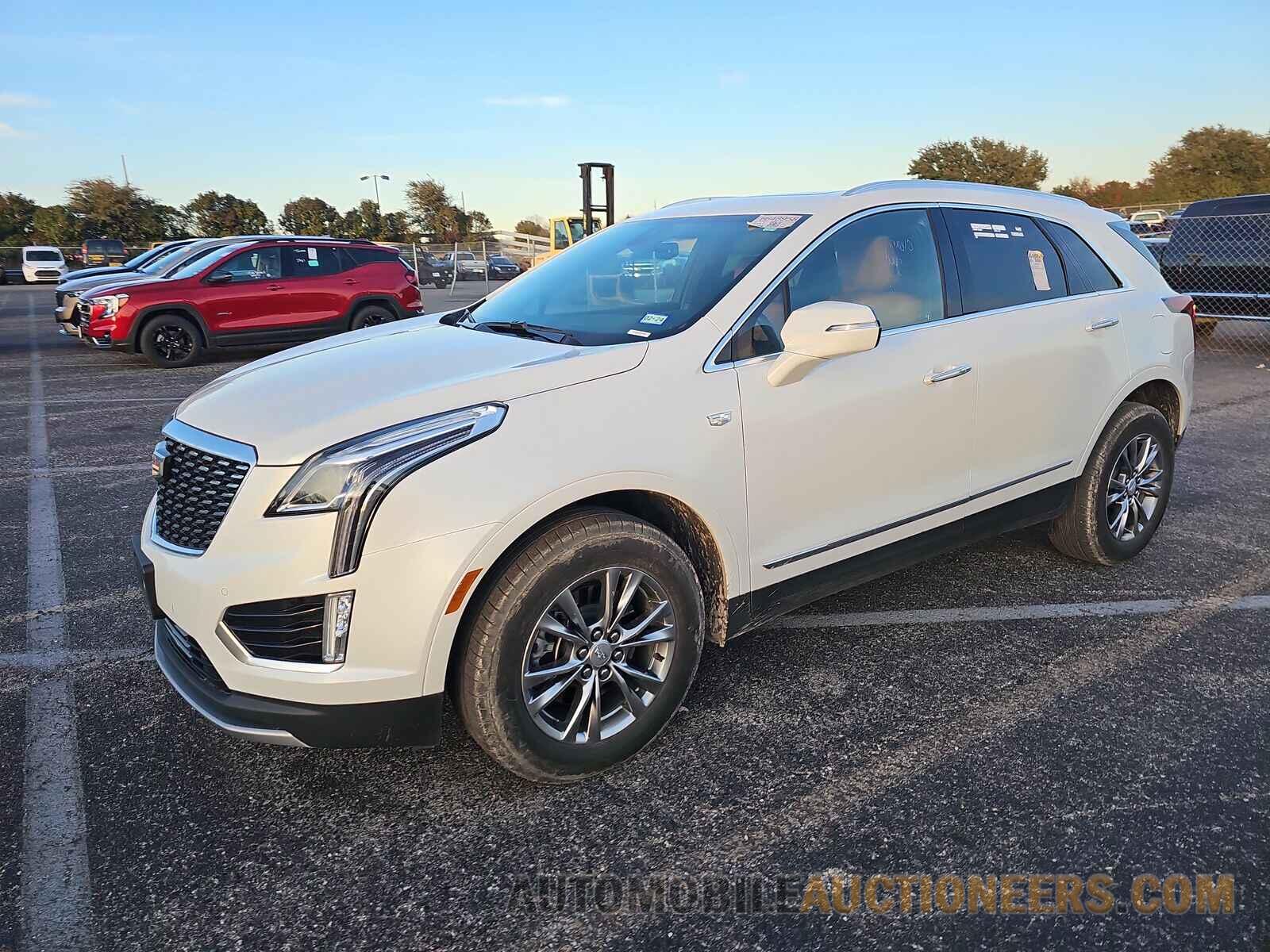 1GYKNCR4XPZ189516 Cadillac XT5 2023