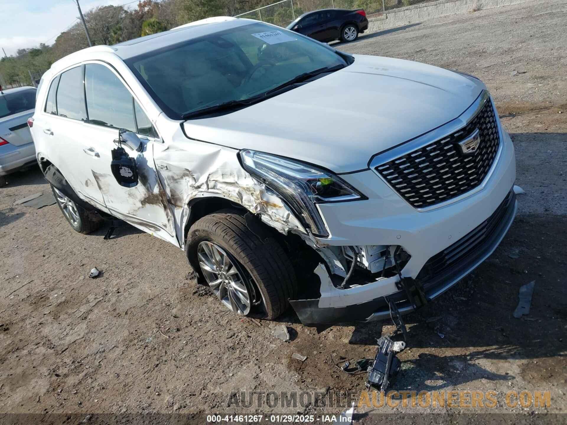 1GYKNCRS0MZ172296 CADILLAC XT5 2021