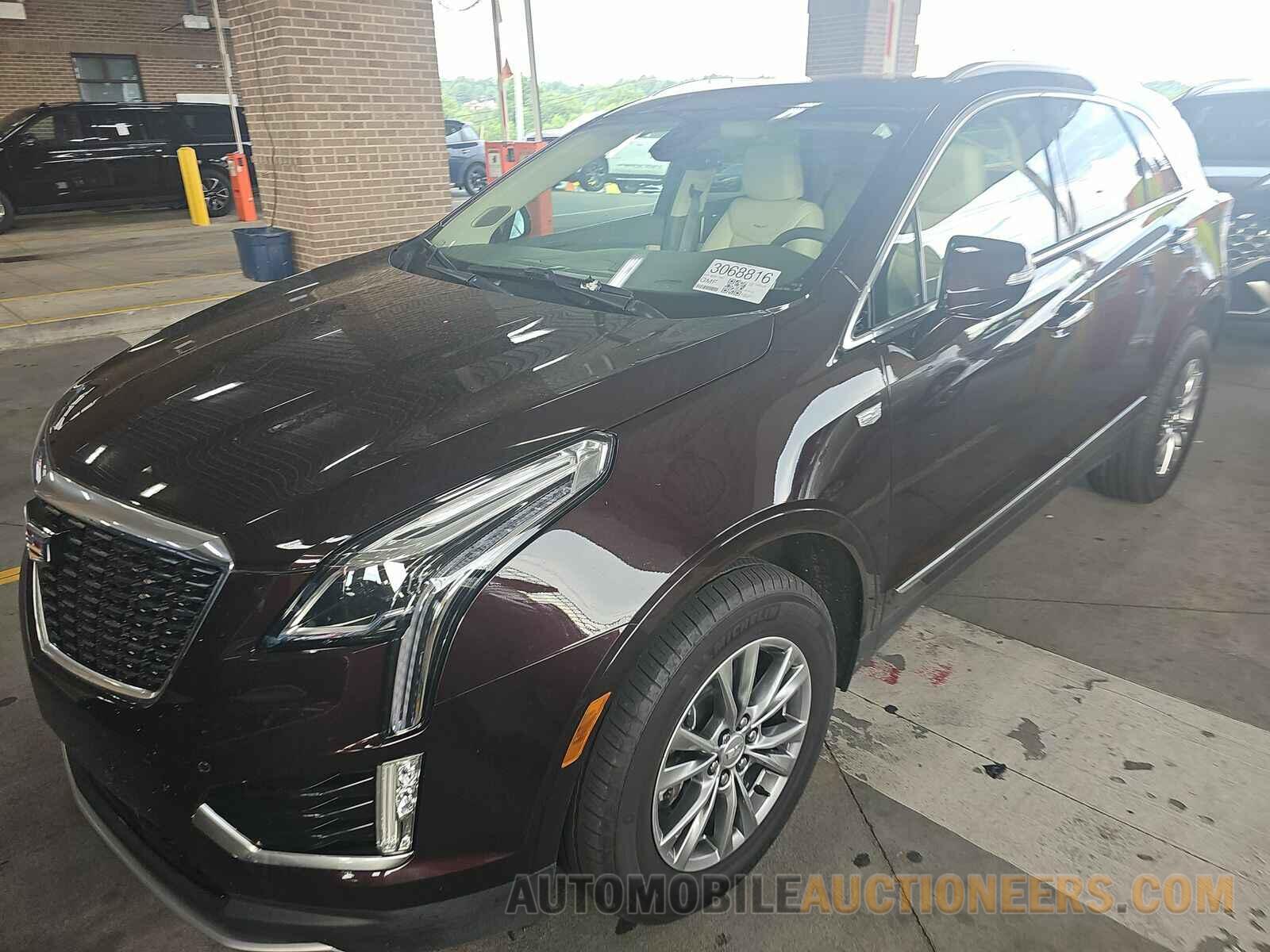 1GYKNCRS2MZ211941 Cadillac XT5 2021