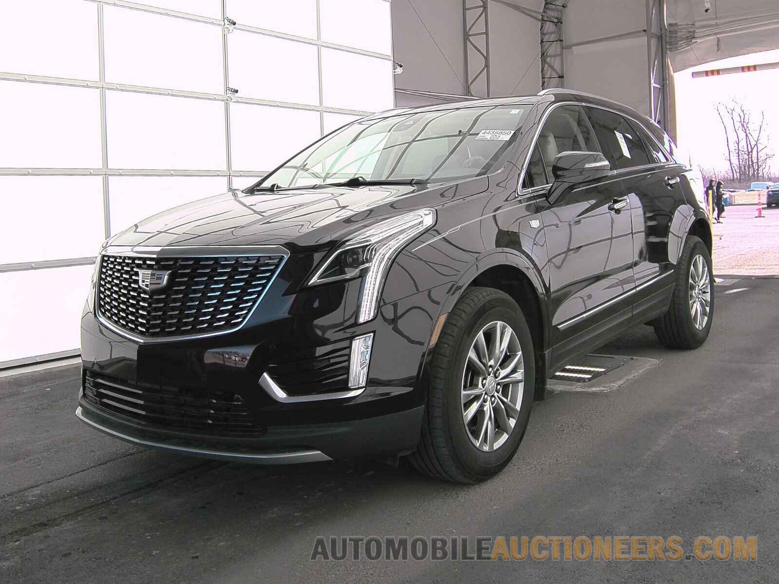 1GYKNCRS2MZ217335 Cadillac XT5 2021