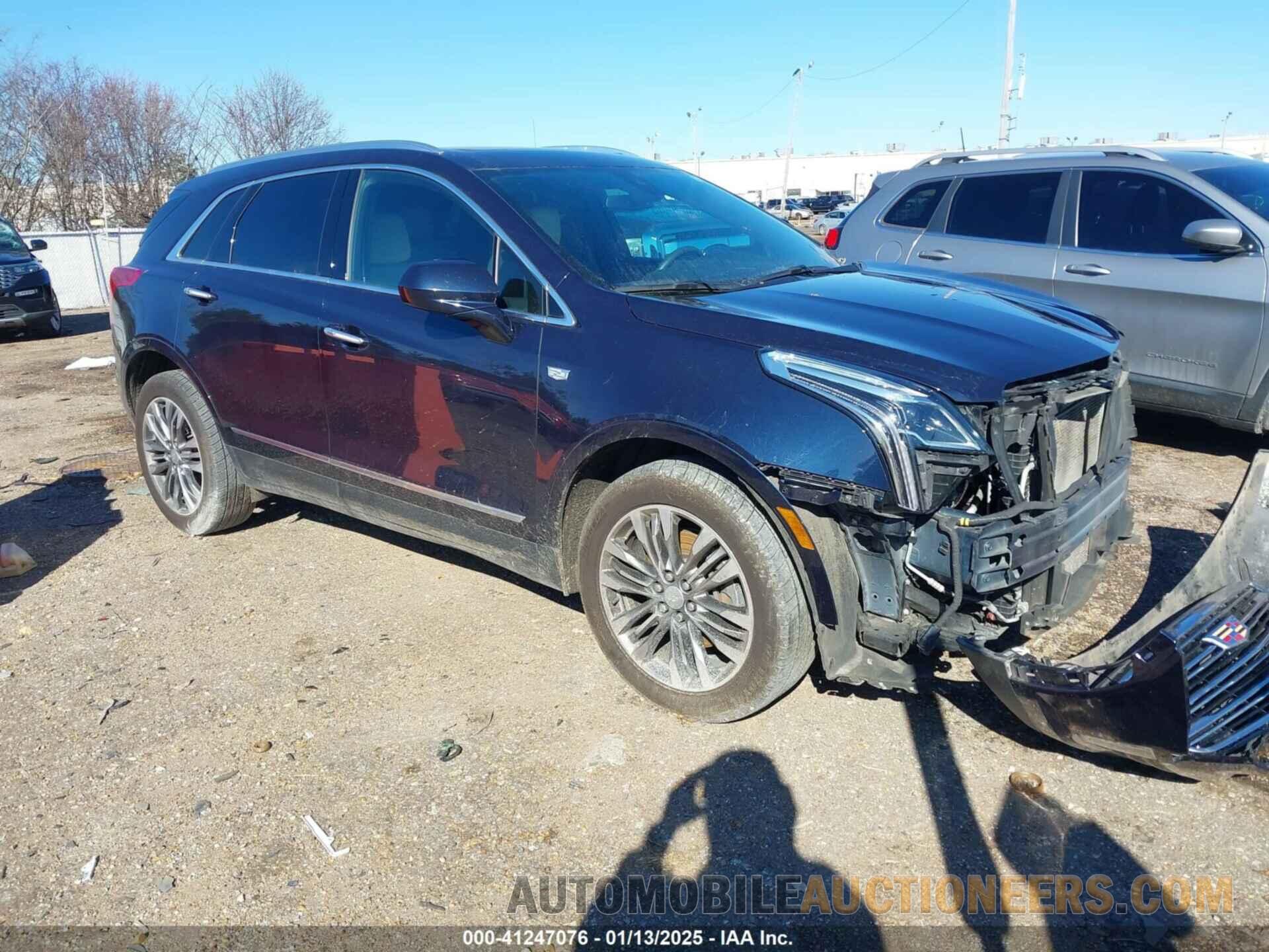 1GYKNCRS3HZ171858 CADILLAC XT5 2017