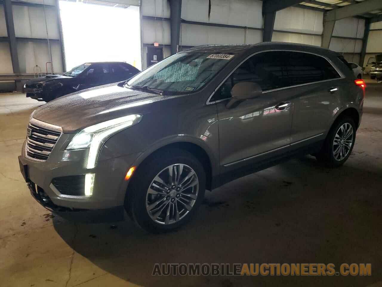 1GYKNCRS3HZ245568 CADILLAC XT5 2017