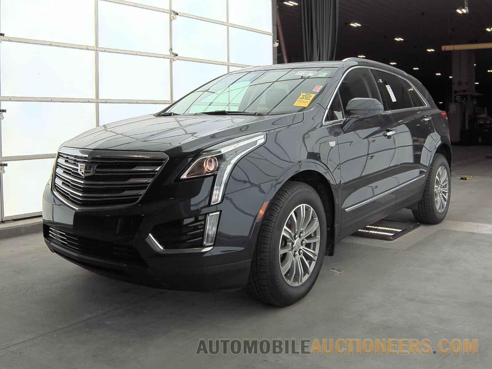 1GYKNCRS3KZ186092 Cadillac XT5 2019