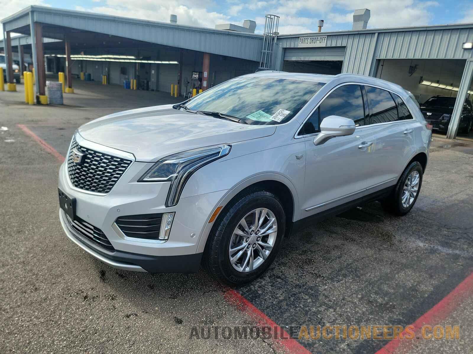 1GYKNCRS3LZ164823 Cadillac XT5 2020