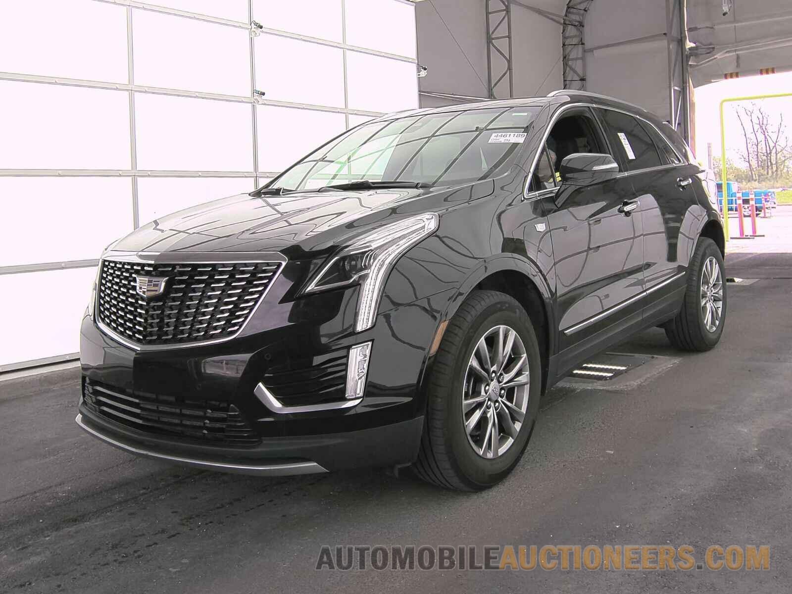 1GYKNCRS3MZ109807 Cadillac XT5 2021