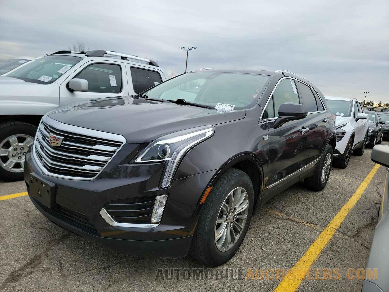 1GYKNCRS5JZ225263 Cadillac XT5 2018