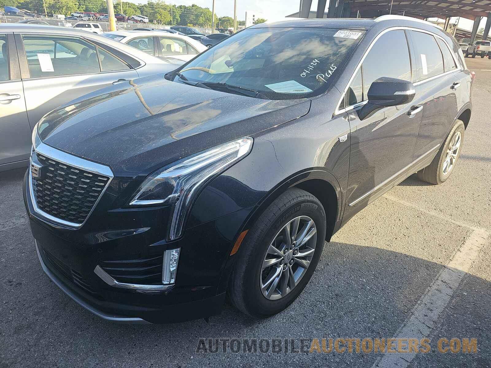 1GYKNCRS5MZ158250 Cadillac XT5 2021