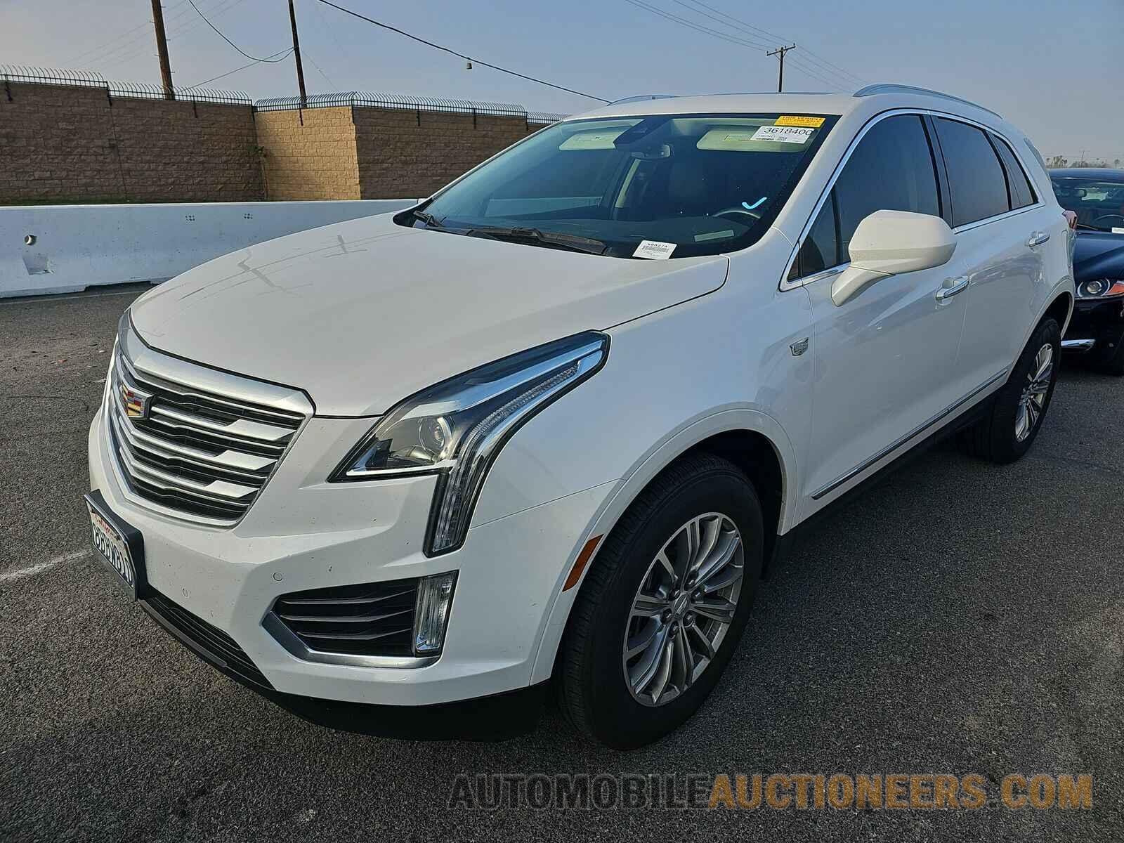 1GYKNCRS6JZ112261 Cadillac XT5 2018