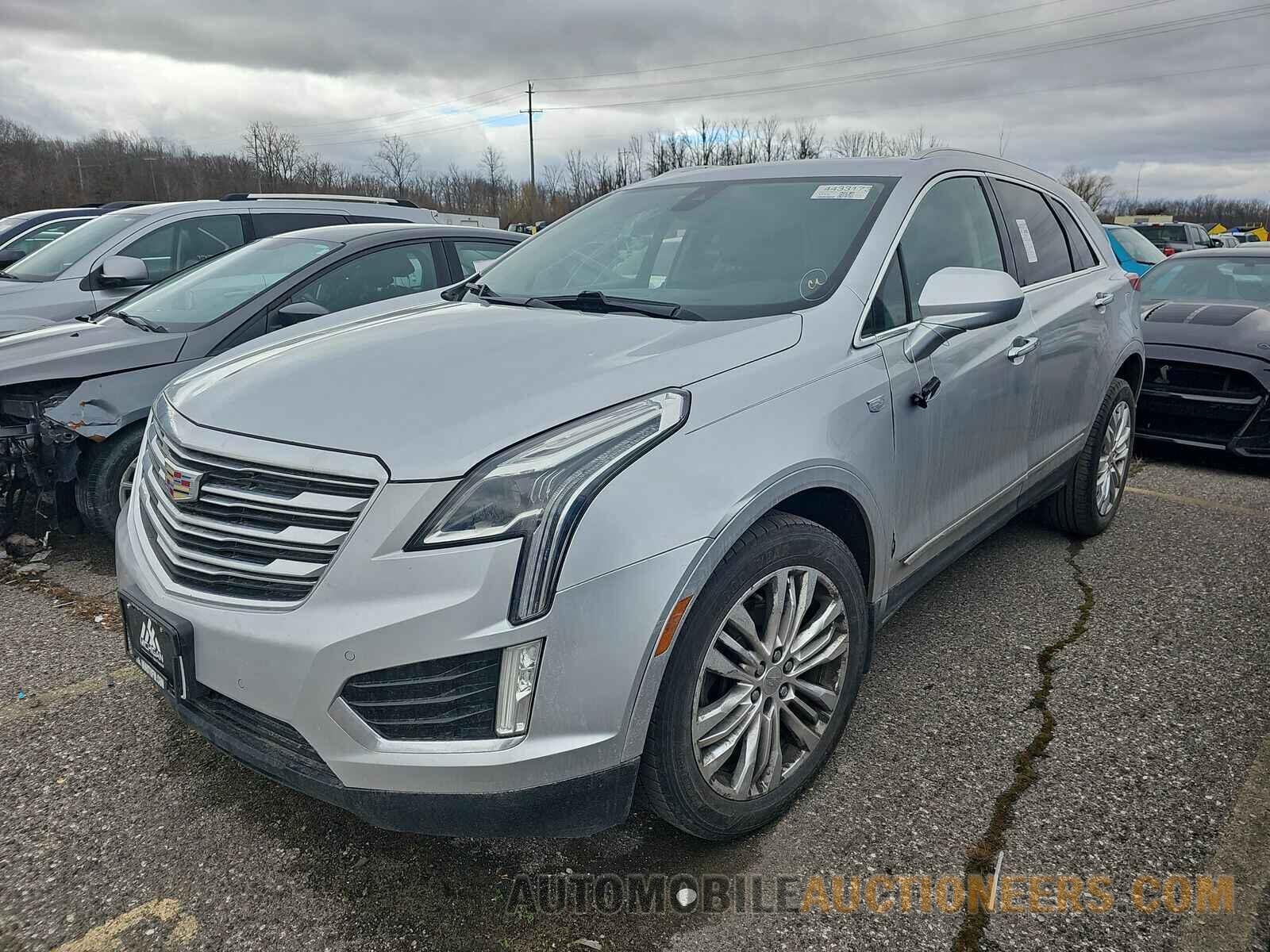 1GYKNCRS7HZ120833 Cadillac XT5 2017