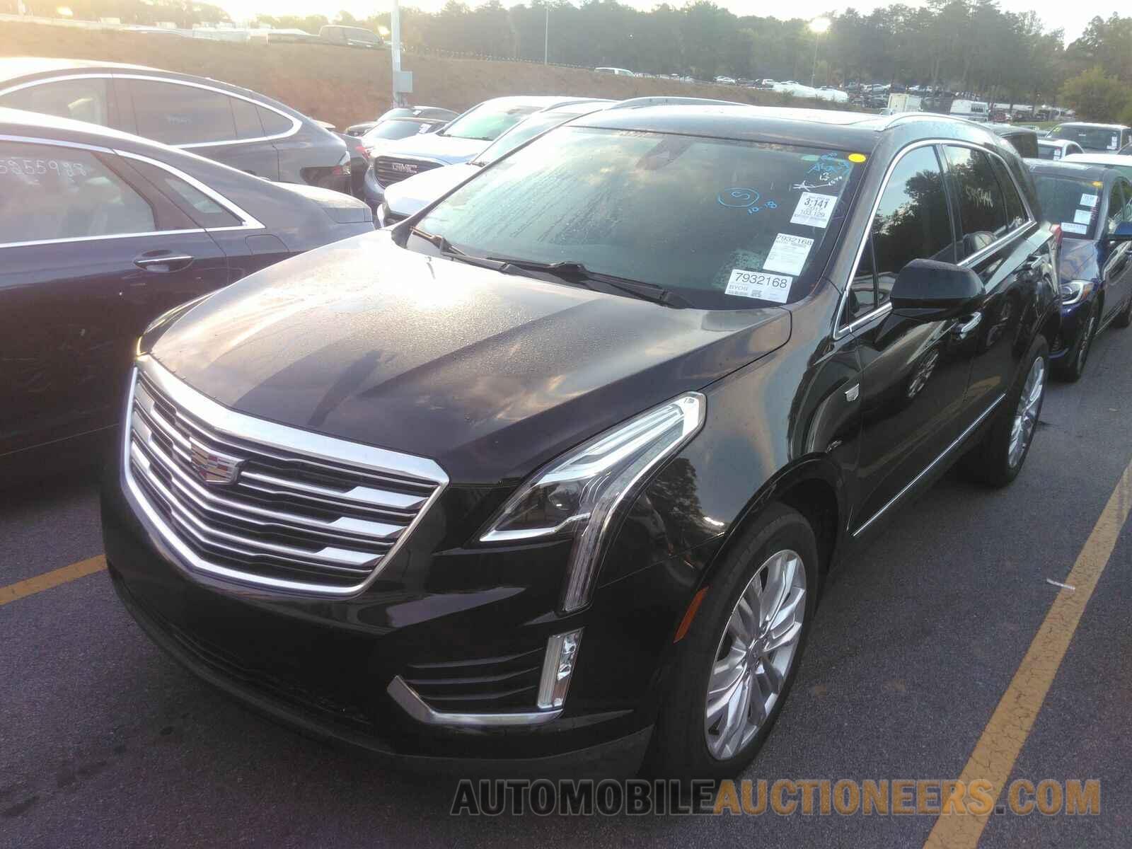 1GYKNCRS7HZ139687 Cadillac XT5 2017