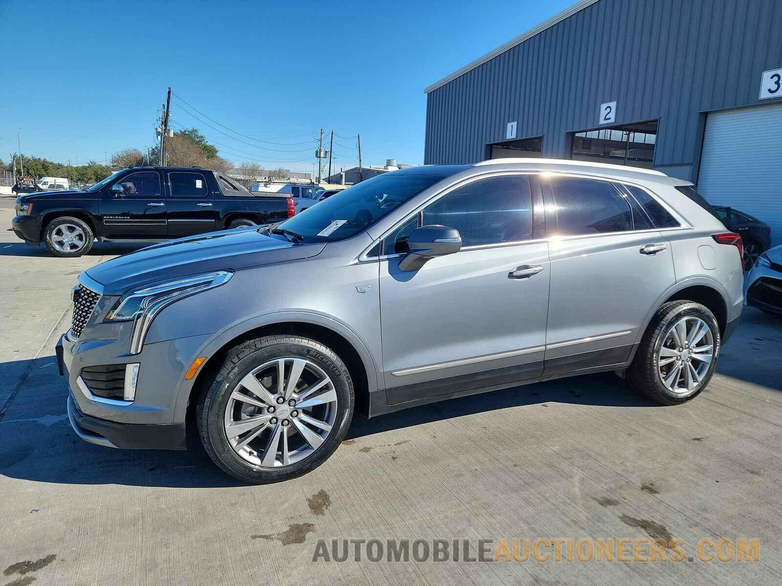 1GYKNCRS9LZ196997 Cadillac XT5 2020