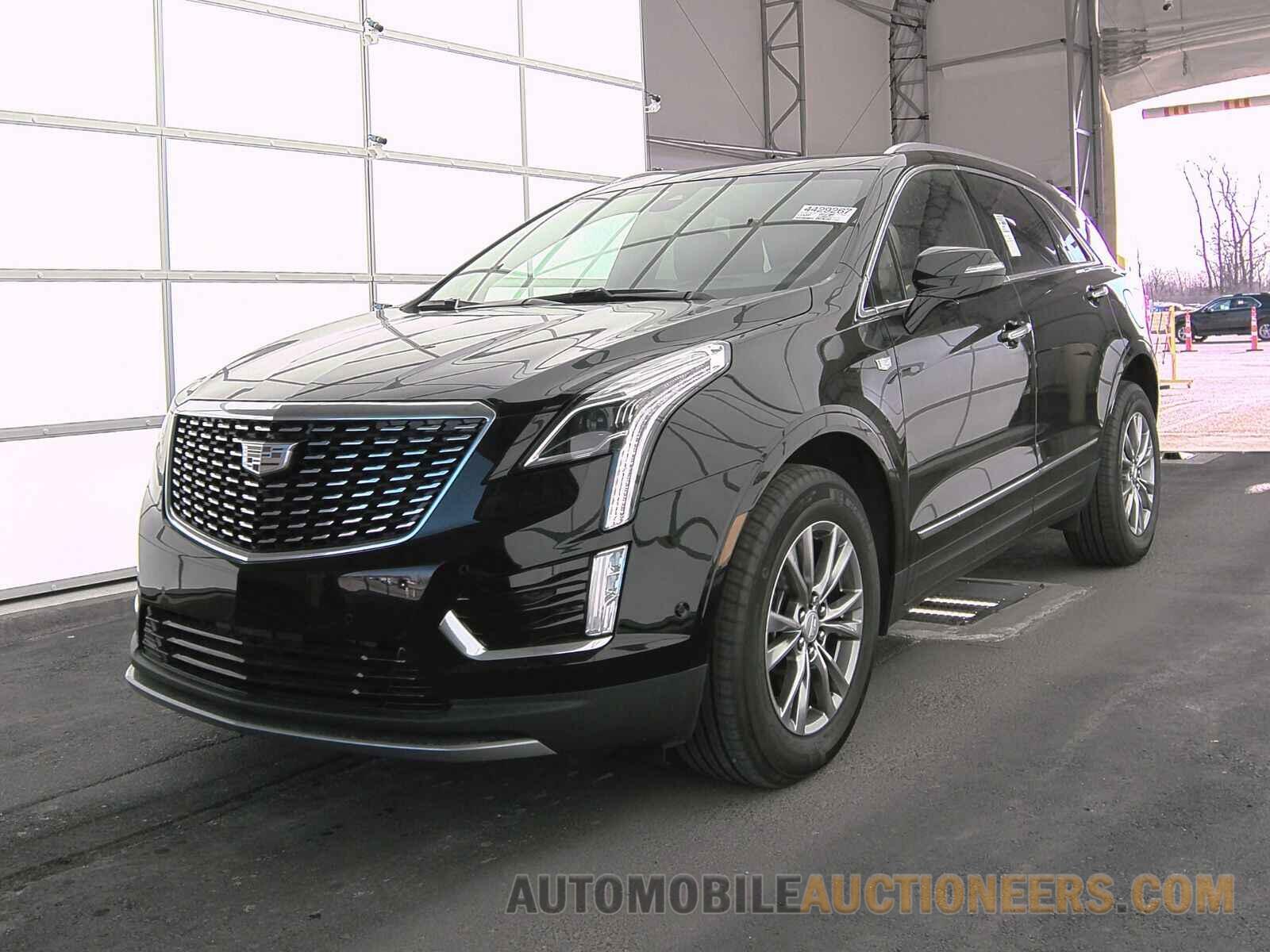 1GYKNDR42MZ165759 Cadillac XT5 2021