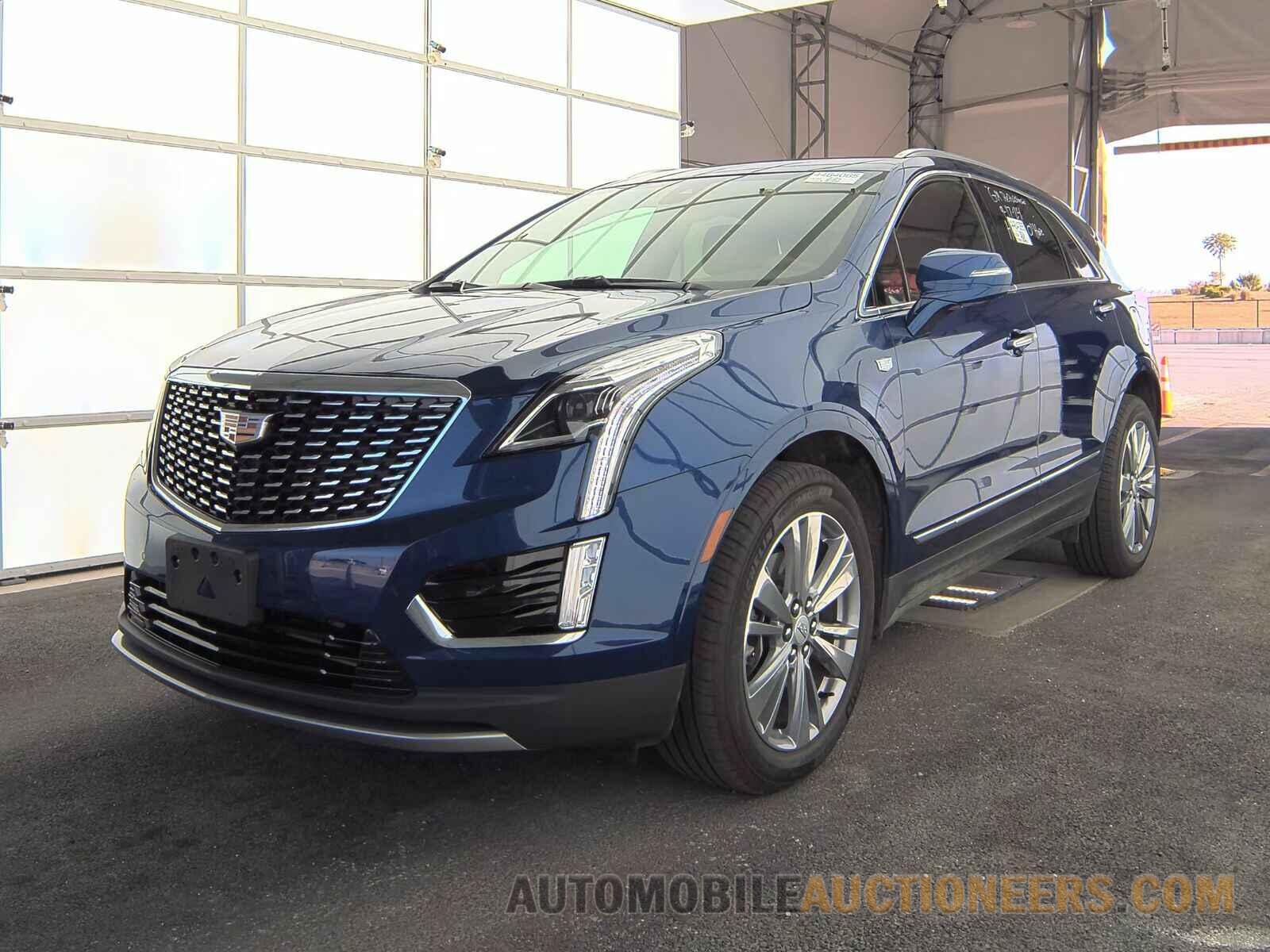 1GYKNDR48RZ729826 Cadillac XT5 2024